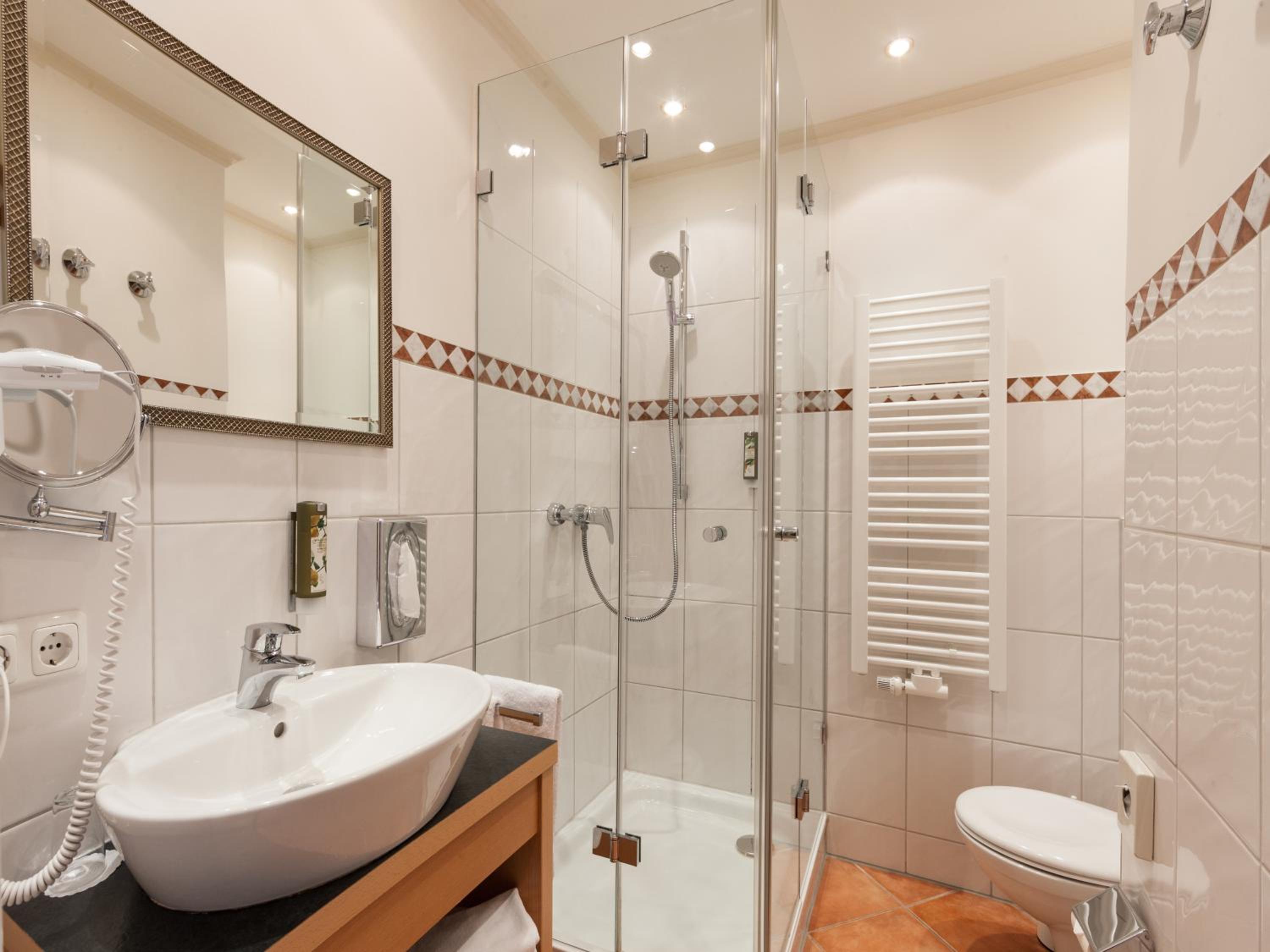 Double Room - Photo 3