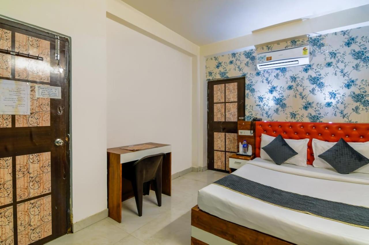 Deluxe Room - Photo 3