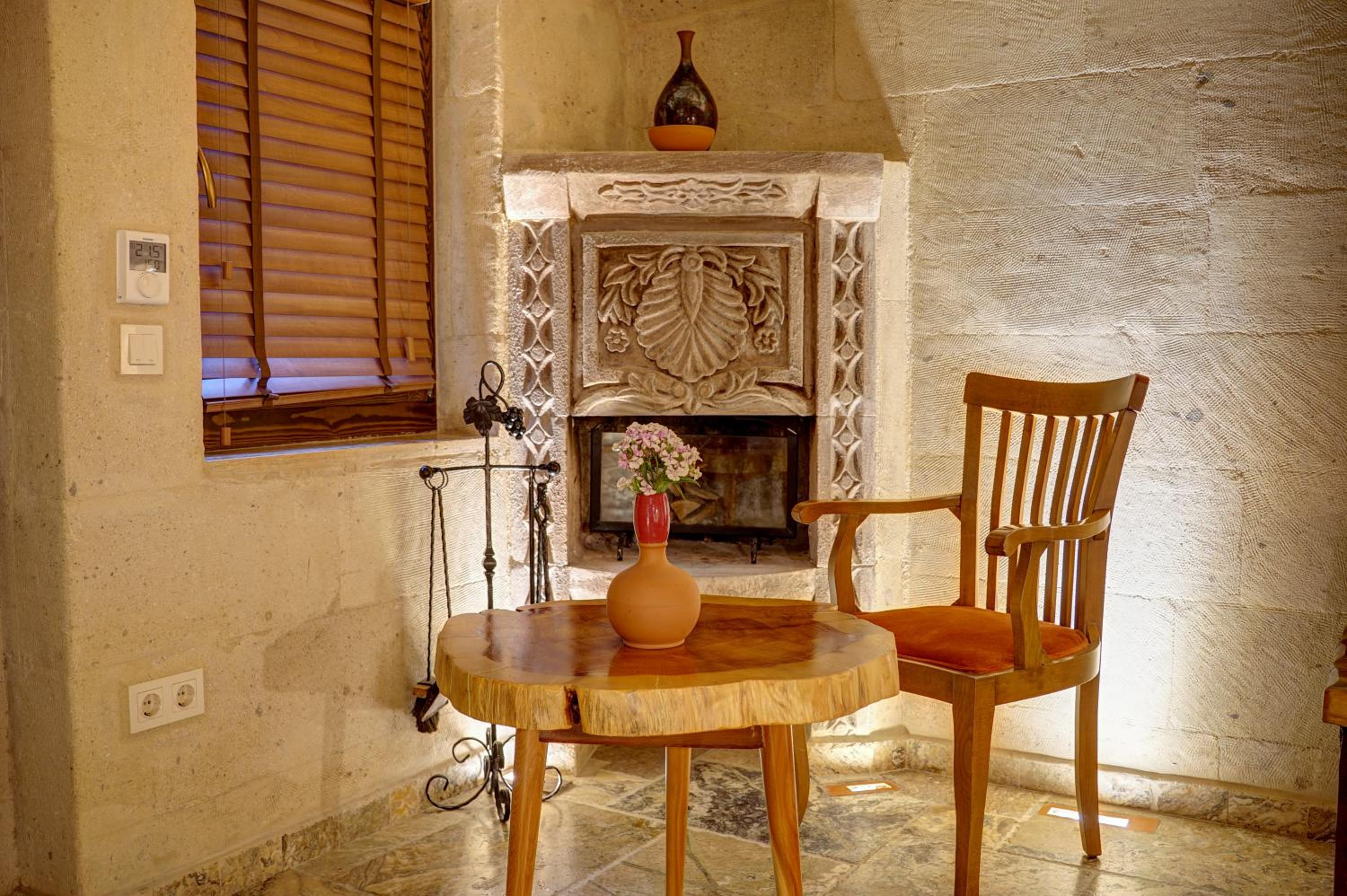 Deluxe Suite - Photo 19