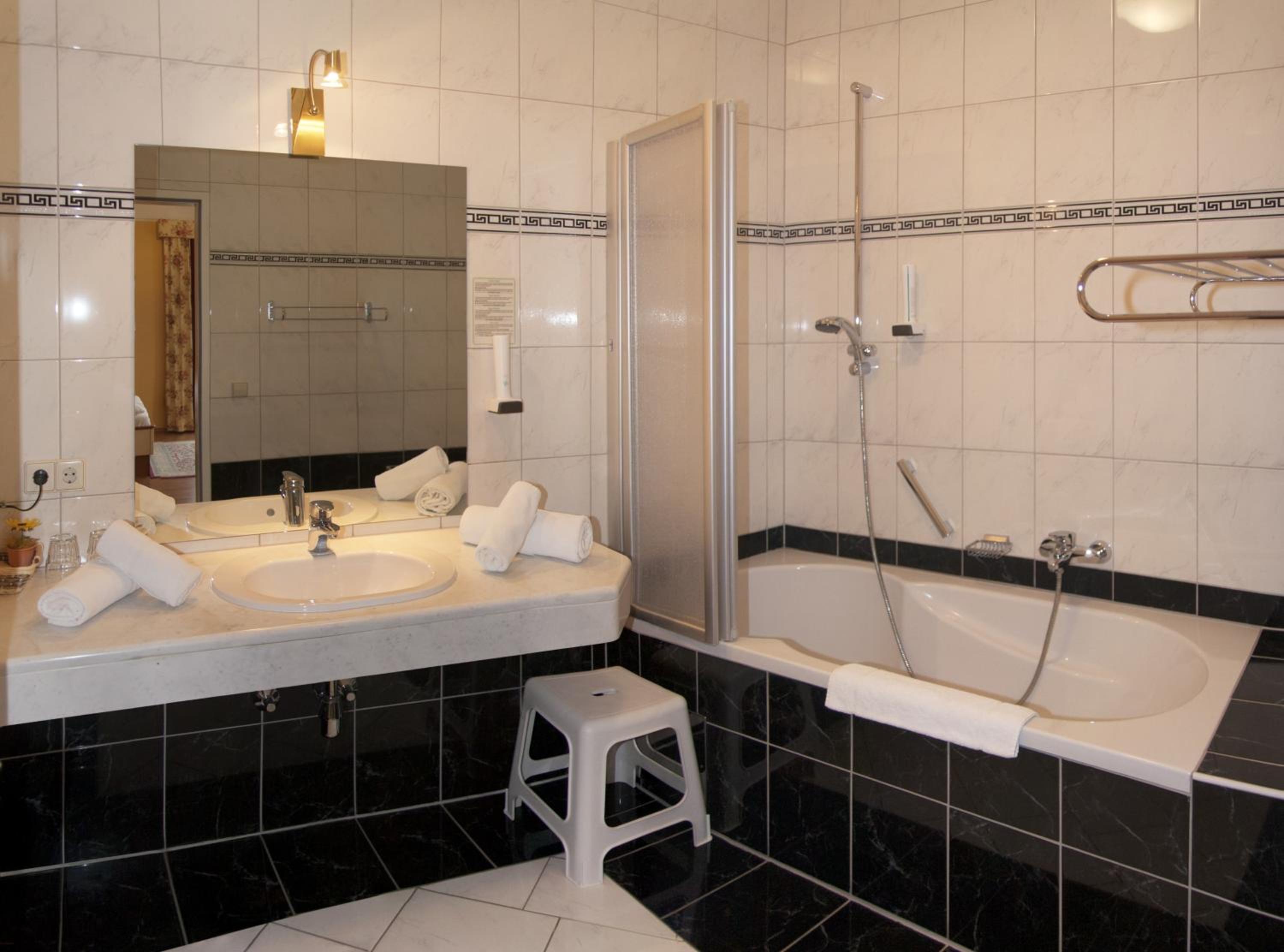 Superior Double Room - Photo 14