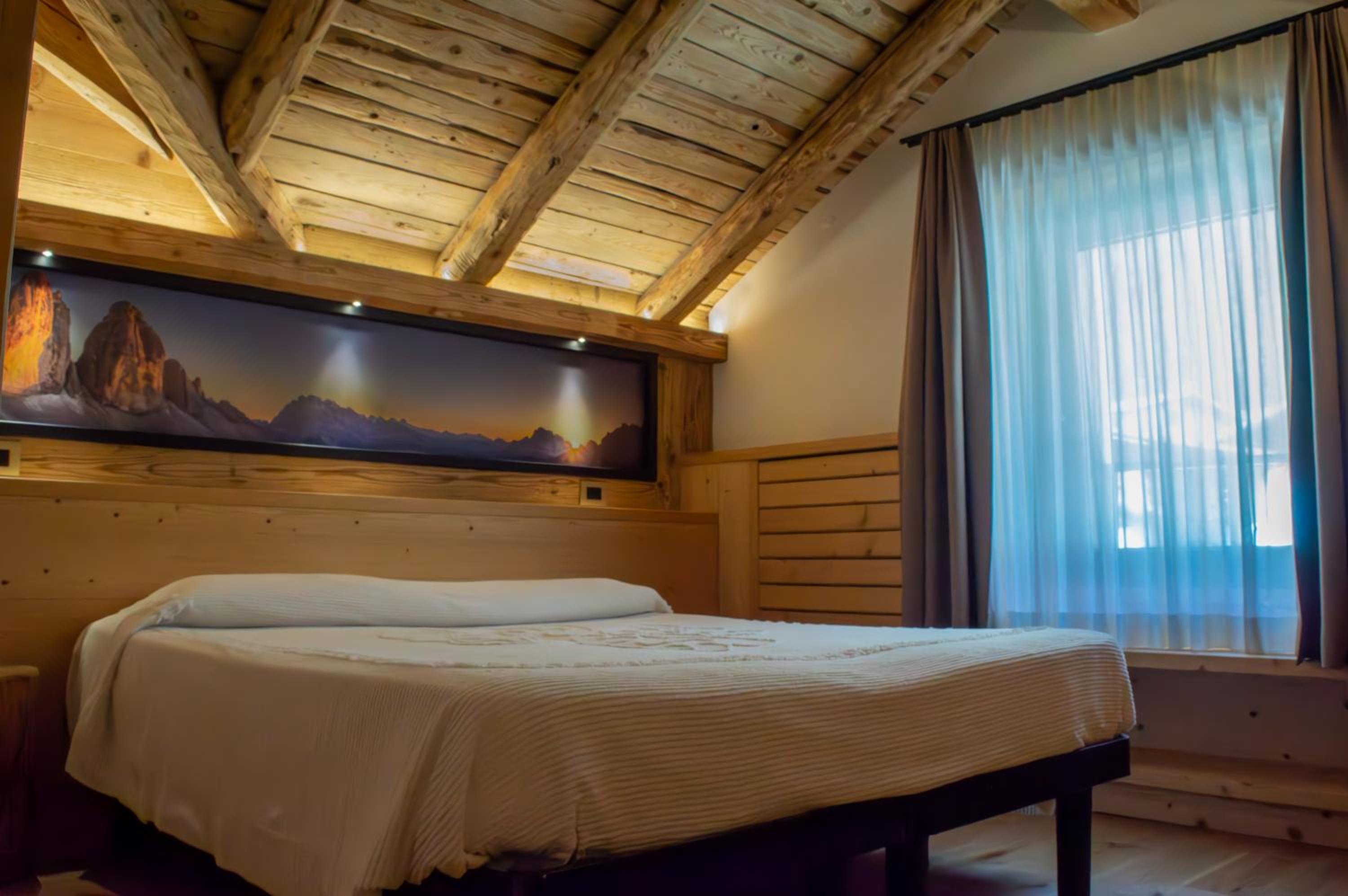 Superior Double or Twin Room Tre Cime