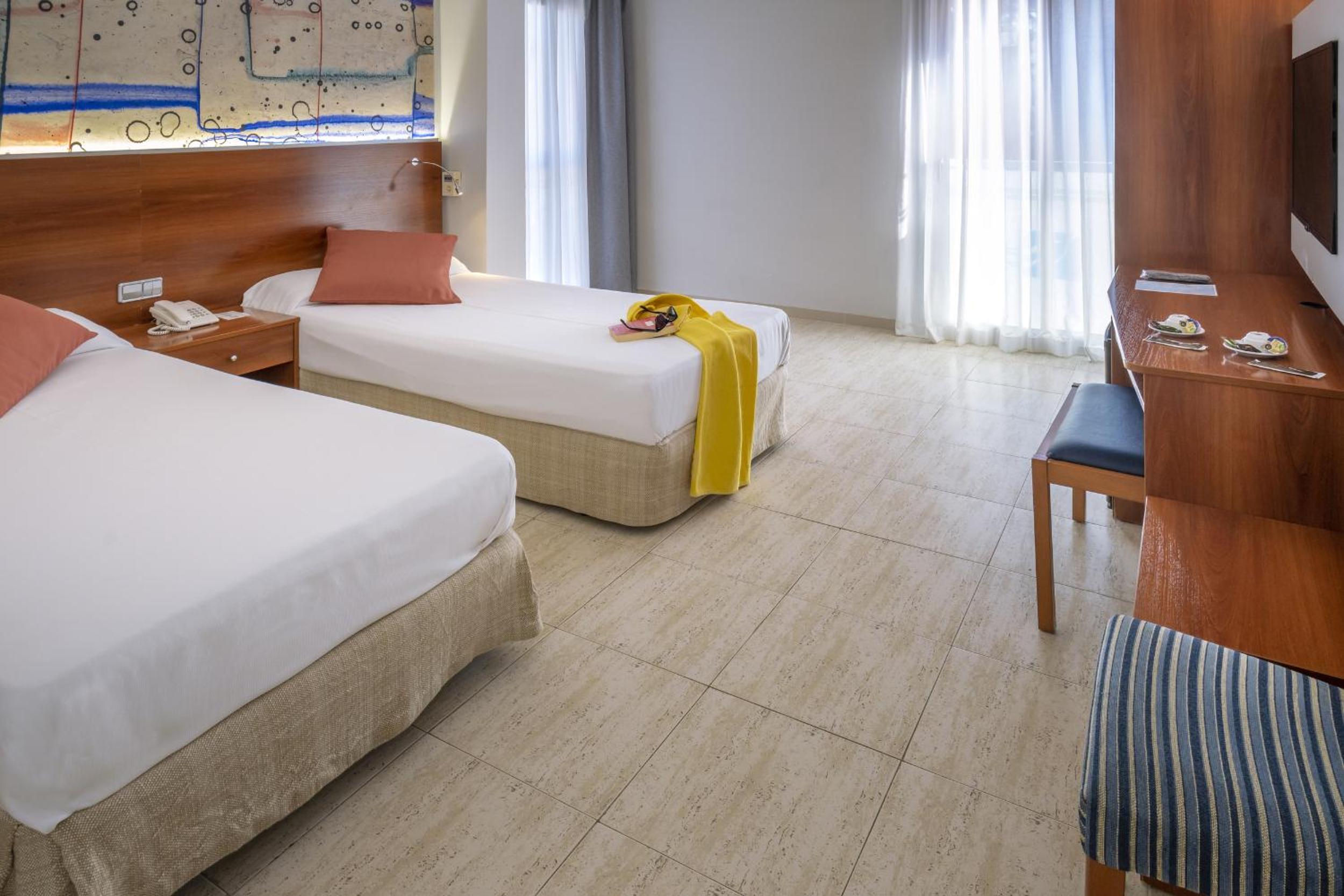Habitación Doble o con Dos Camas