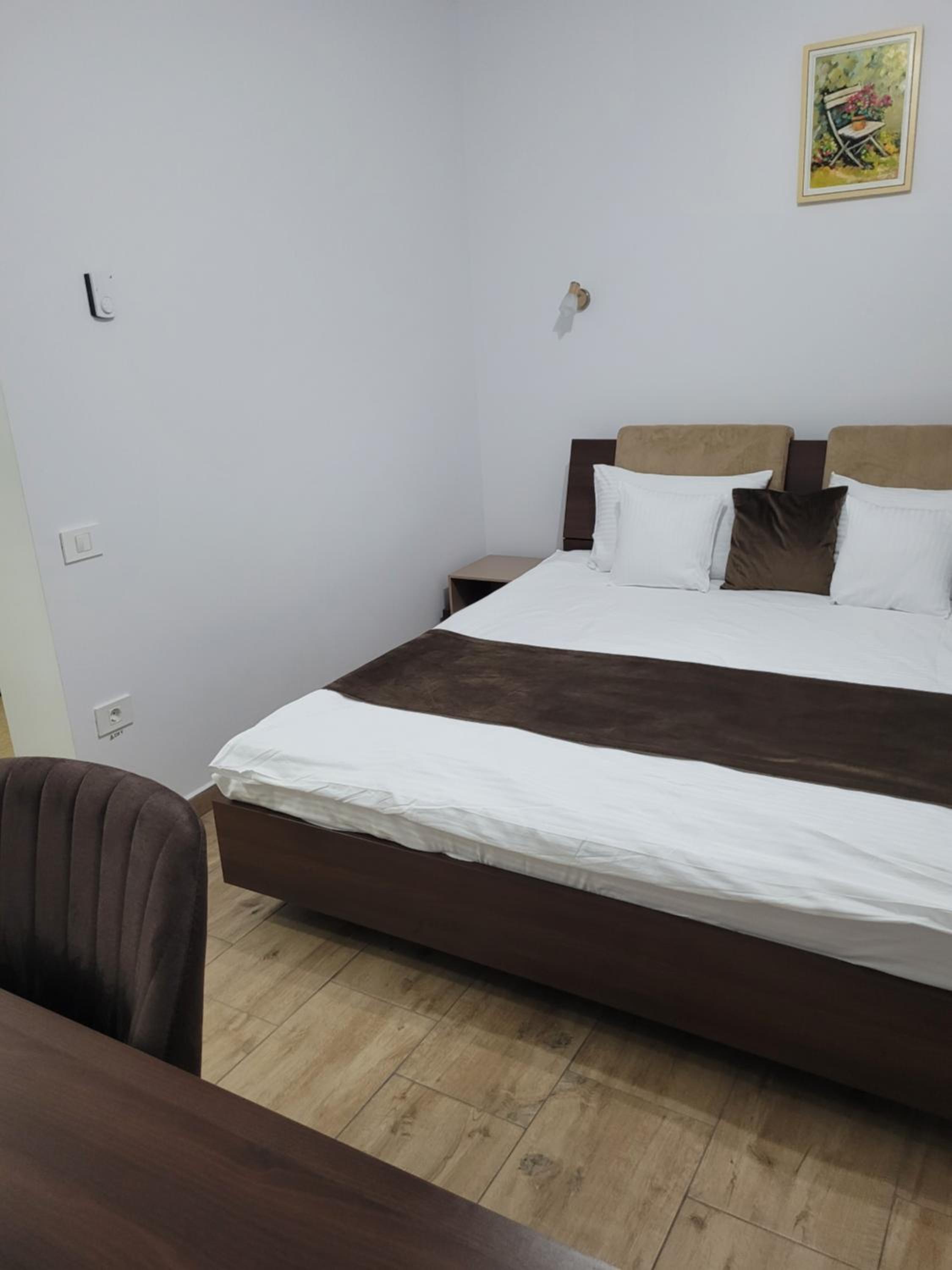 Deluxe Room (2 Adults + 1 Child) photo 1