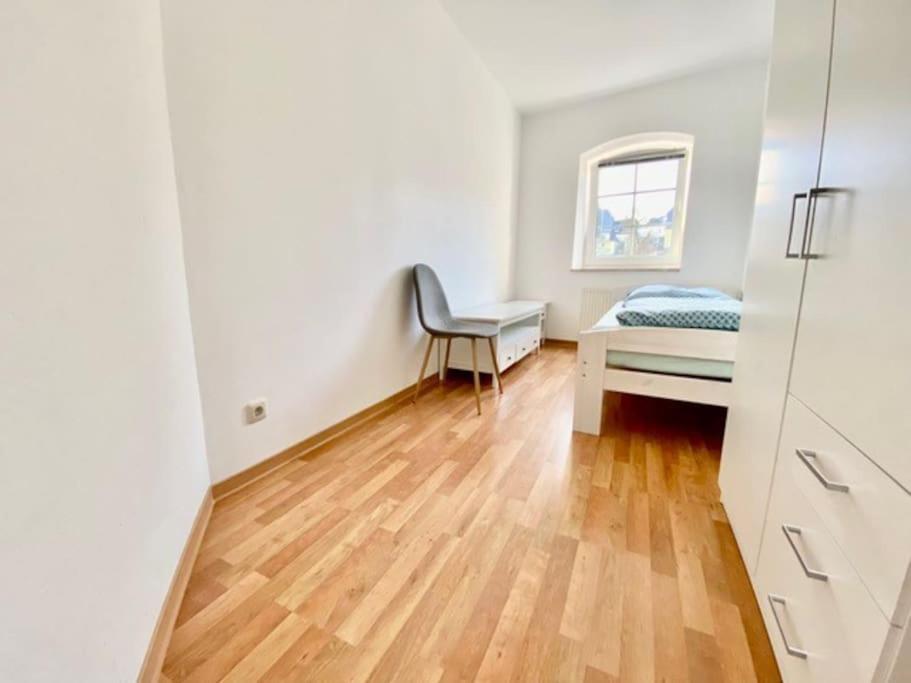 Three-Bedroom Apartment photo 3
