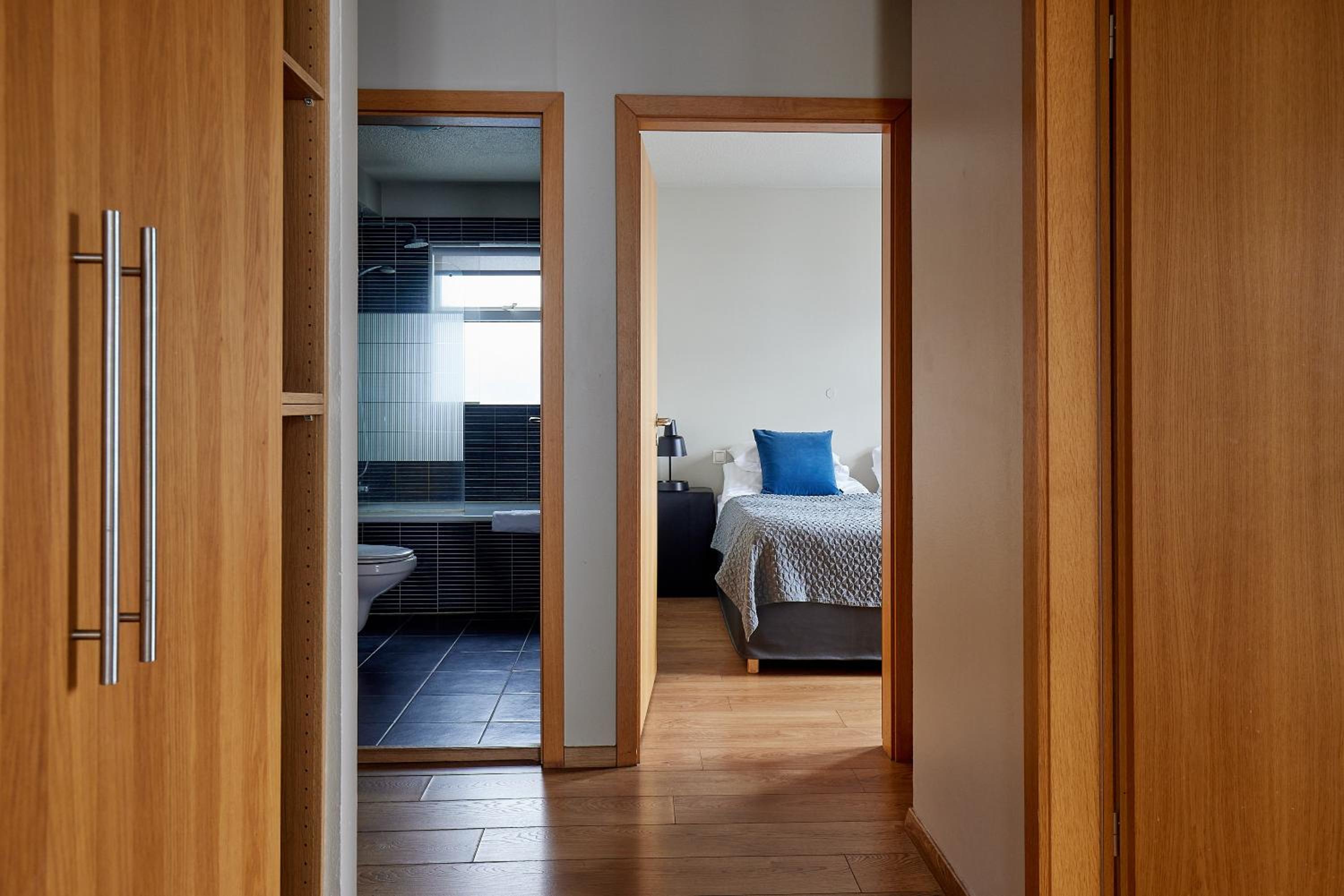 Two-Bedroom Apartment - Photo 9