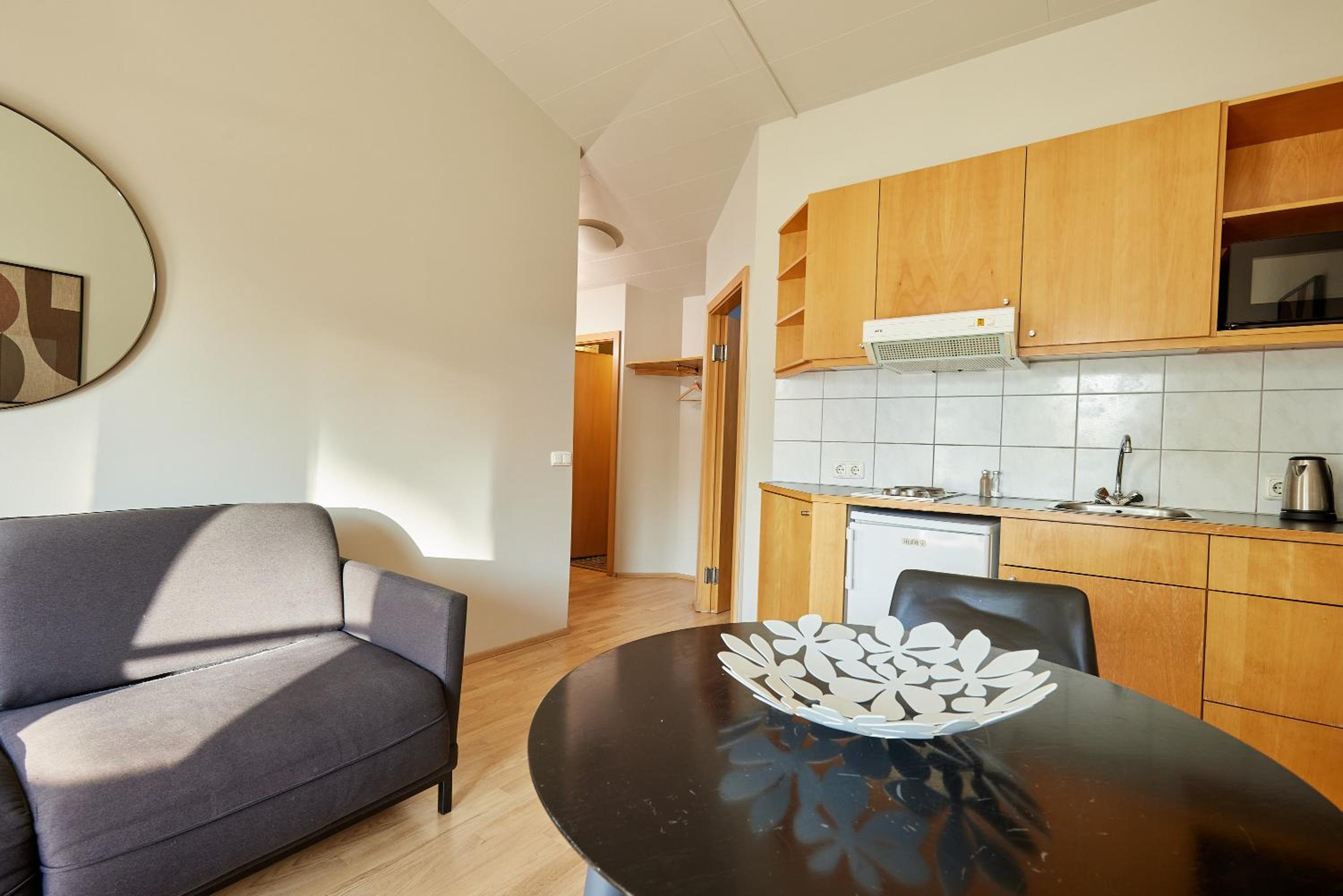 One-Bedroom Apartment - Photo 19