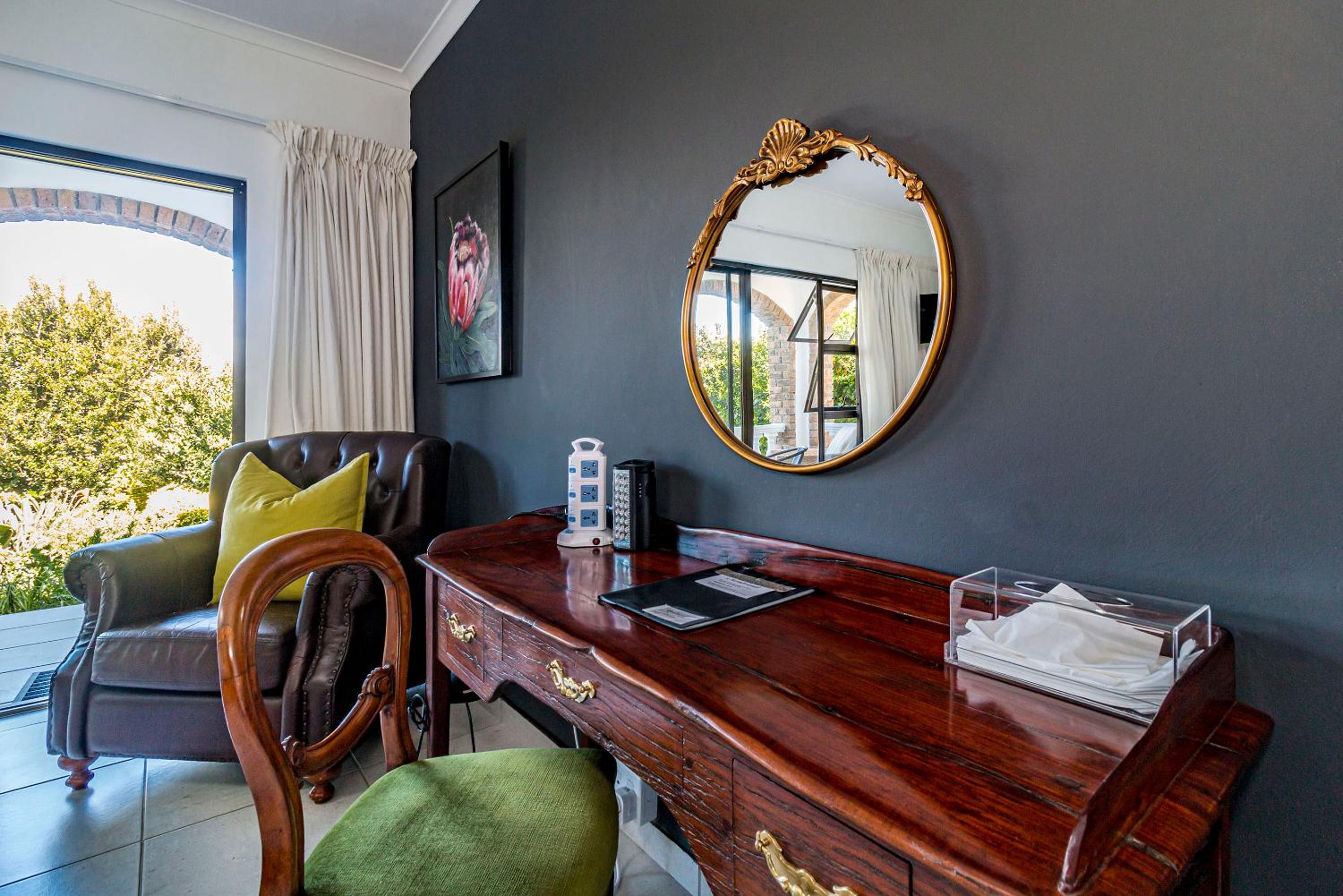 Queen Room With Garden View photo 3