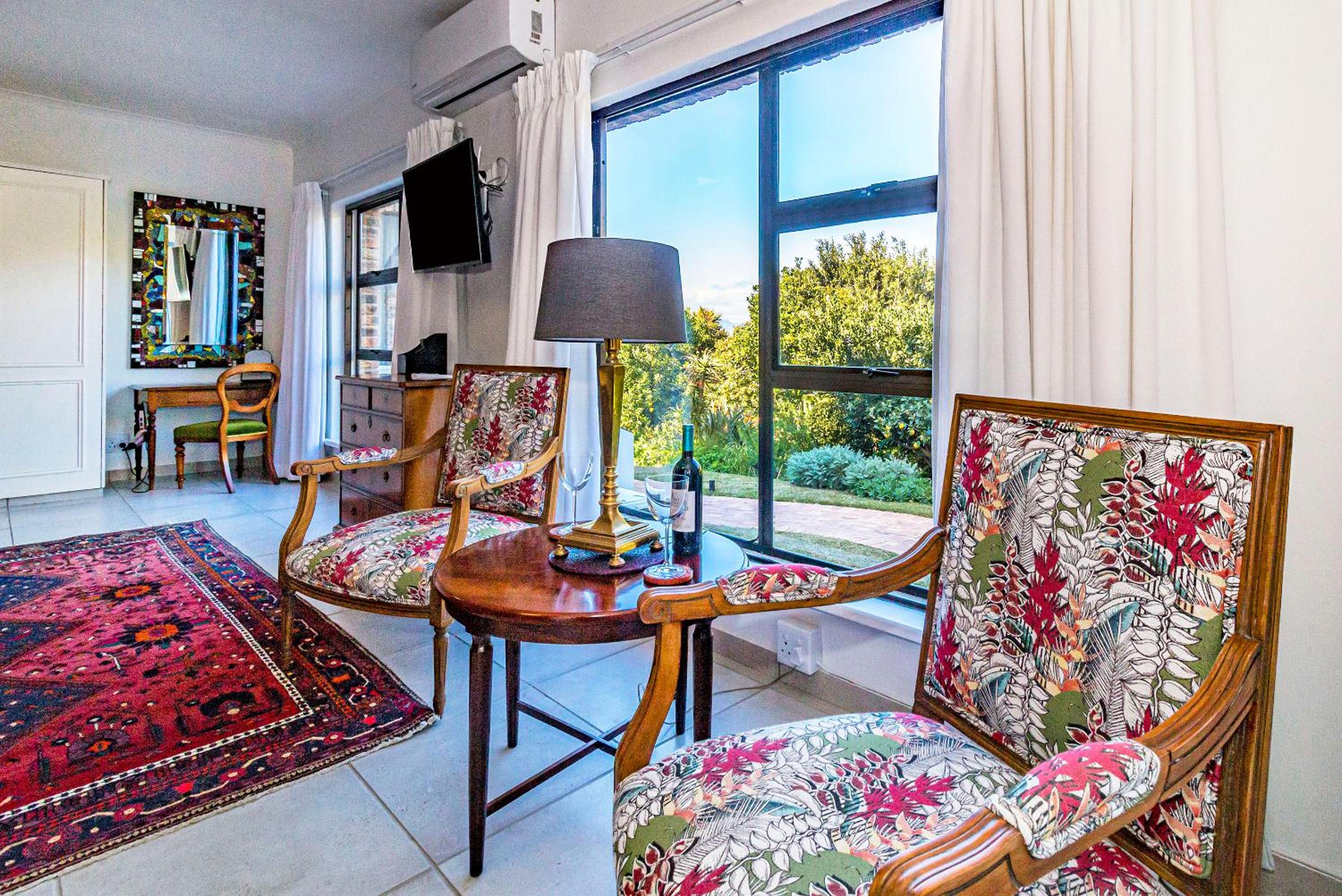 King Suite With Pool View photo 1