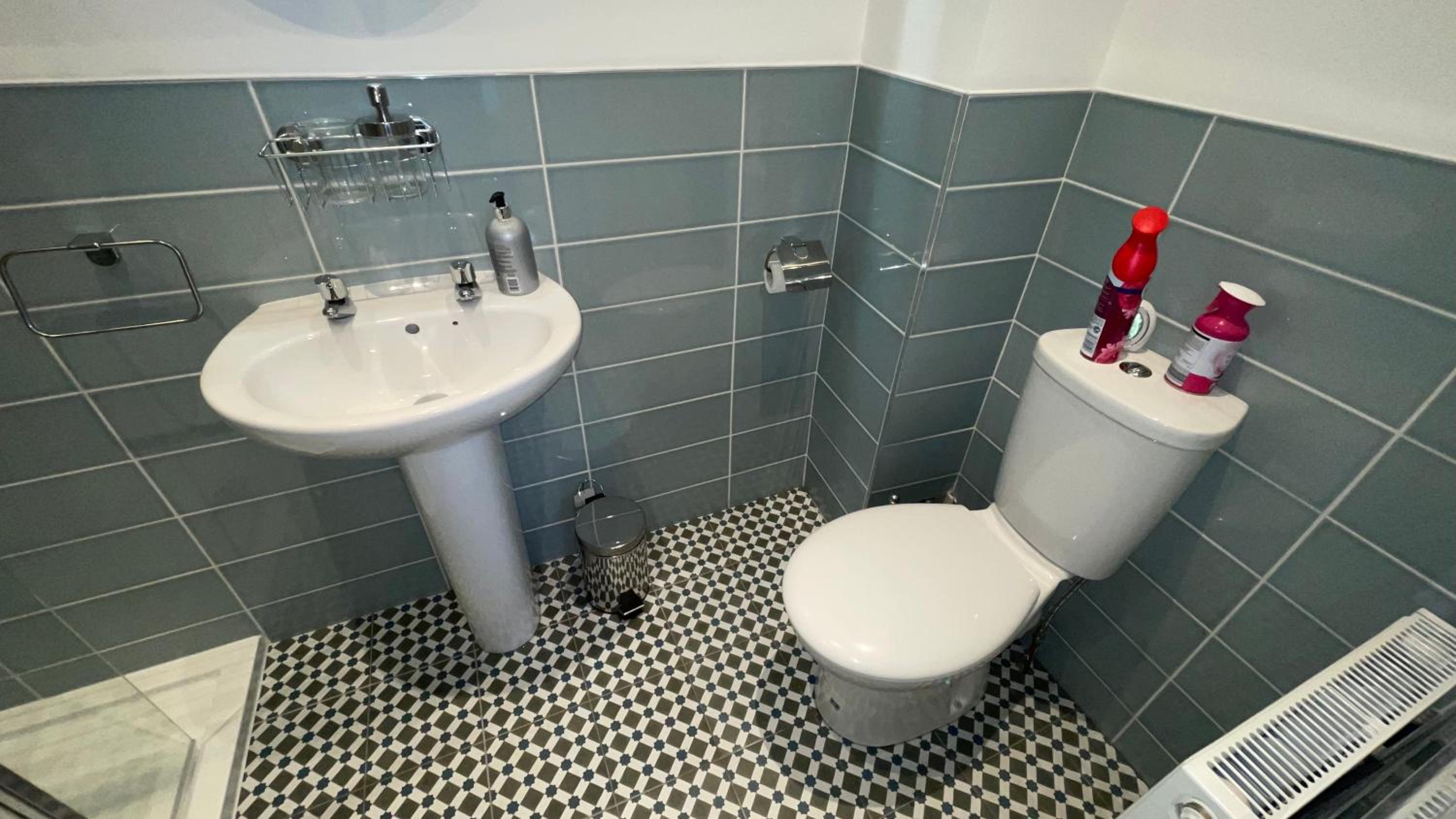 Deluxe Double Room with Shower photo 2