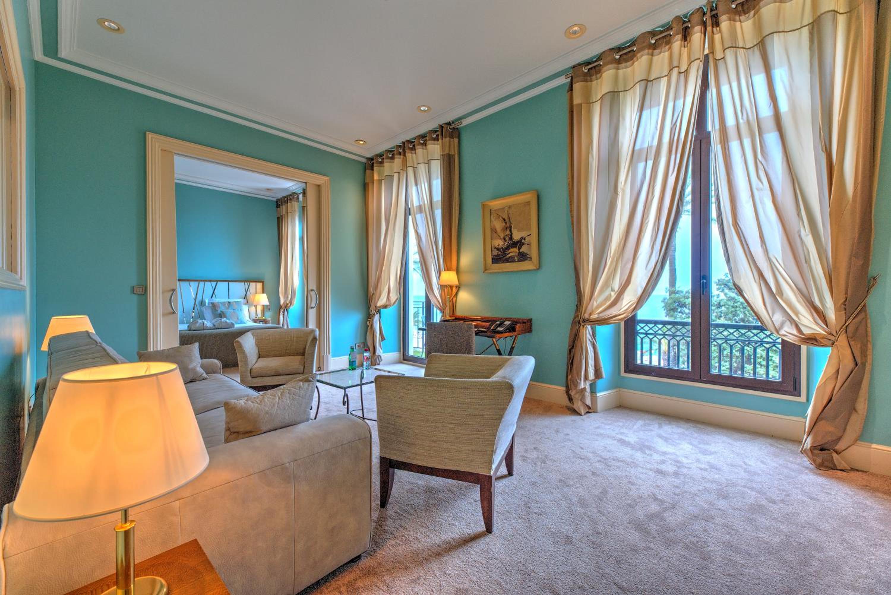 Suite with Balcony and Sea View thumbnail 6