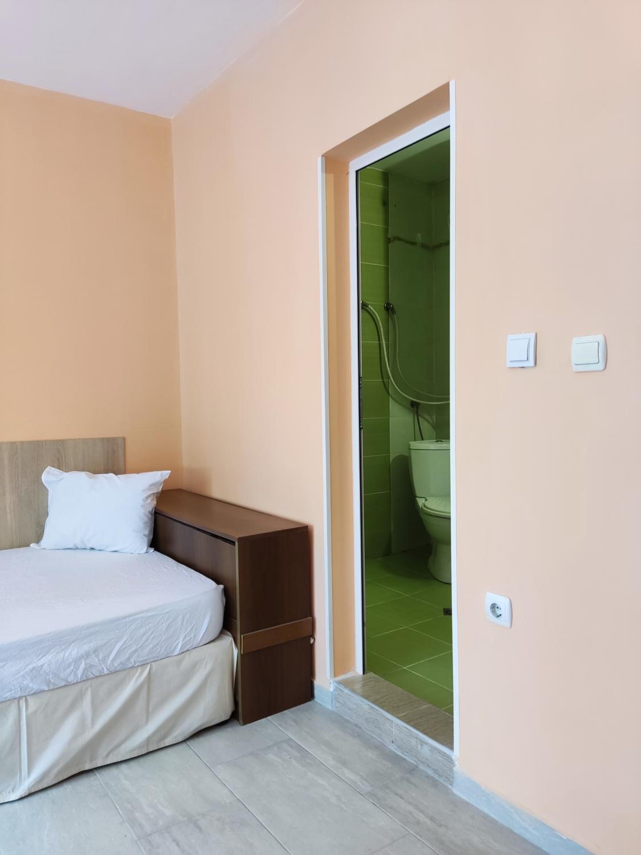 Double Room with Two Double Beds photo 2