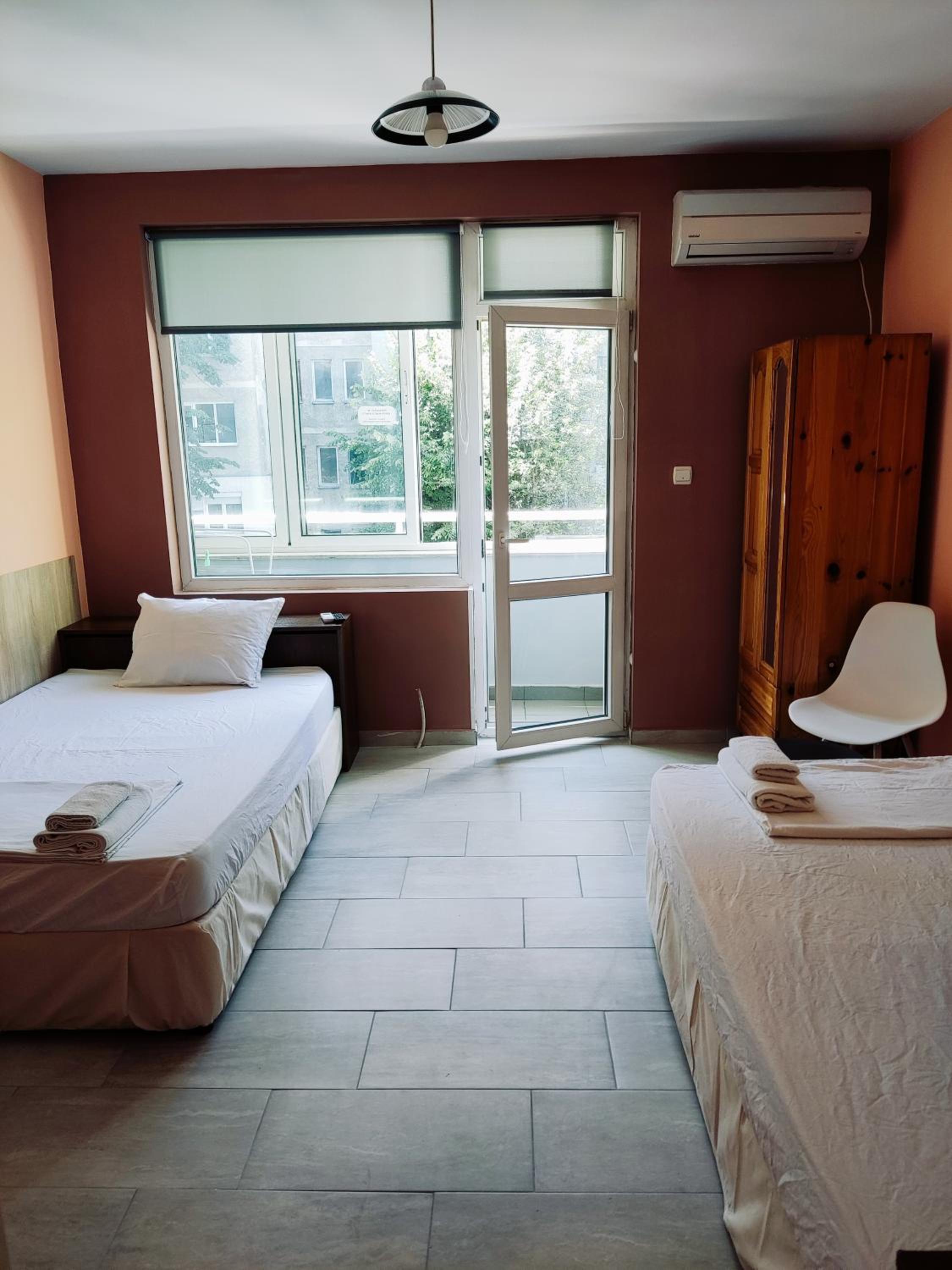 Double Room with Two Double Beds photo 2
