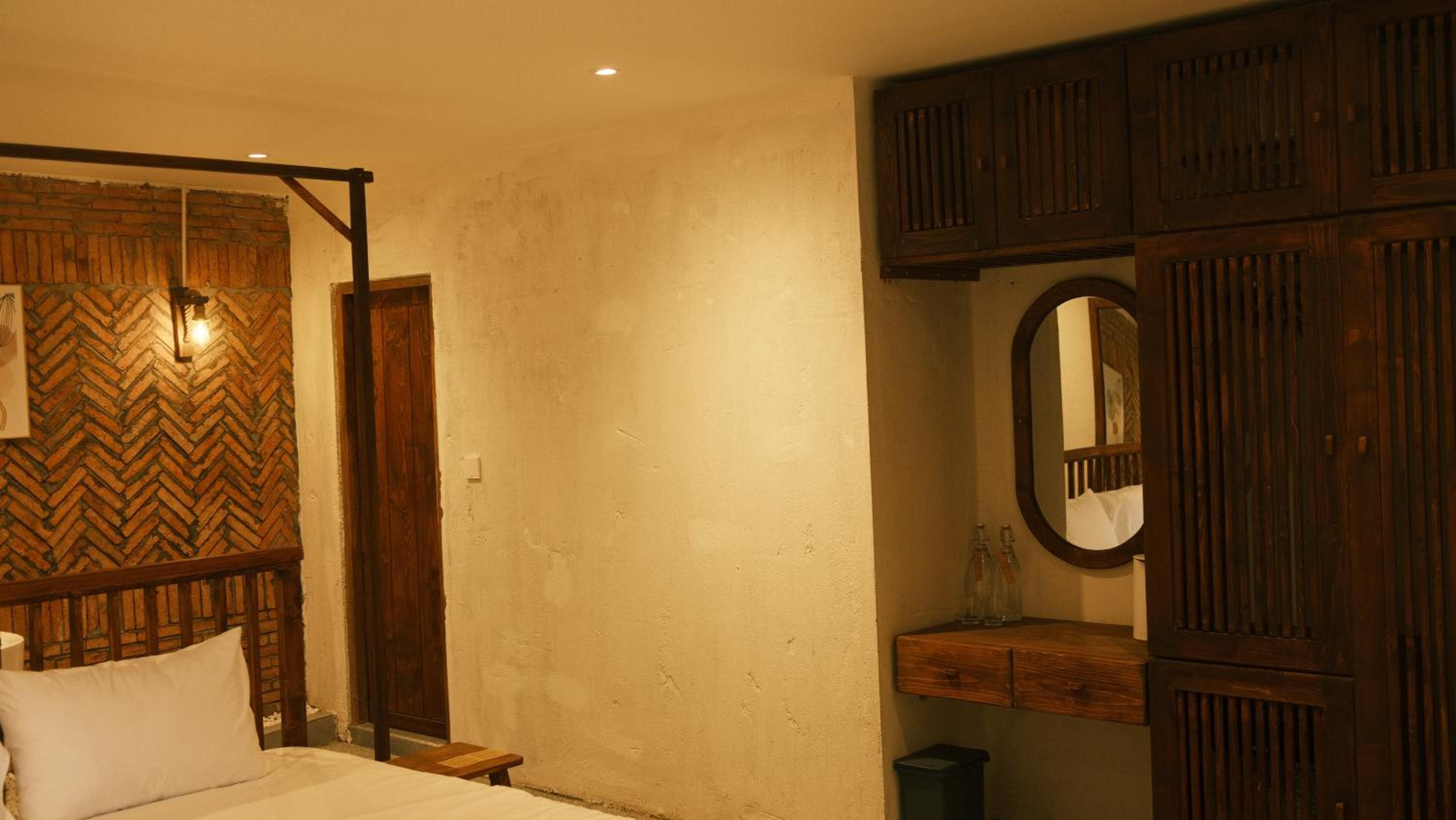 Suite - Photo 5