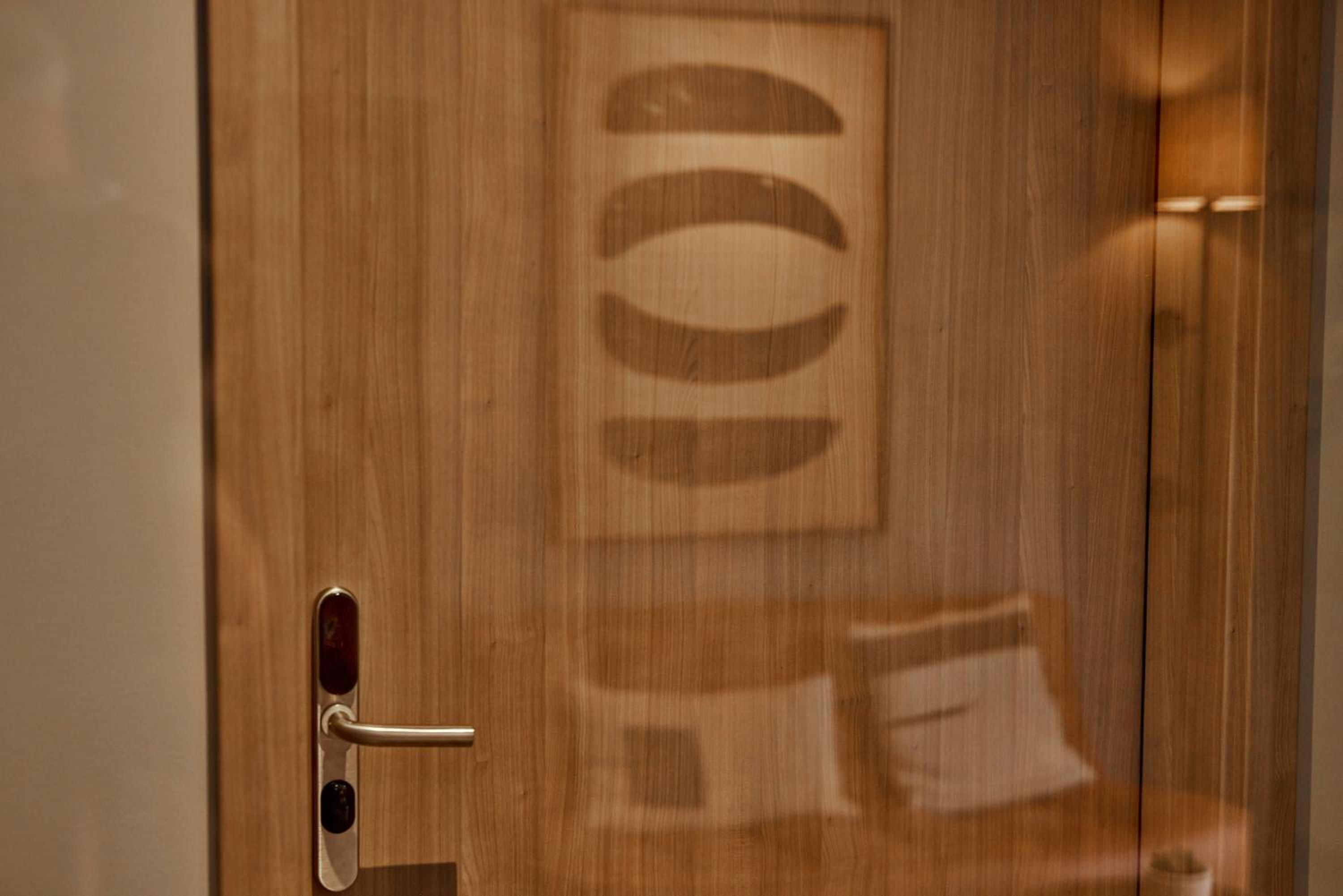 Standard Double or Twin Room - Photo 5