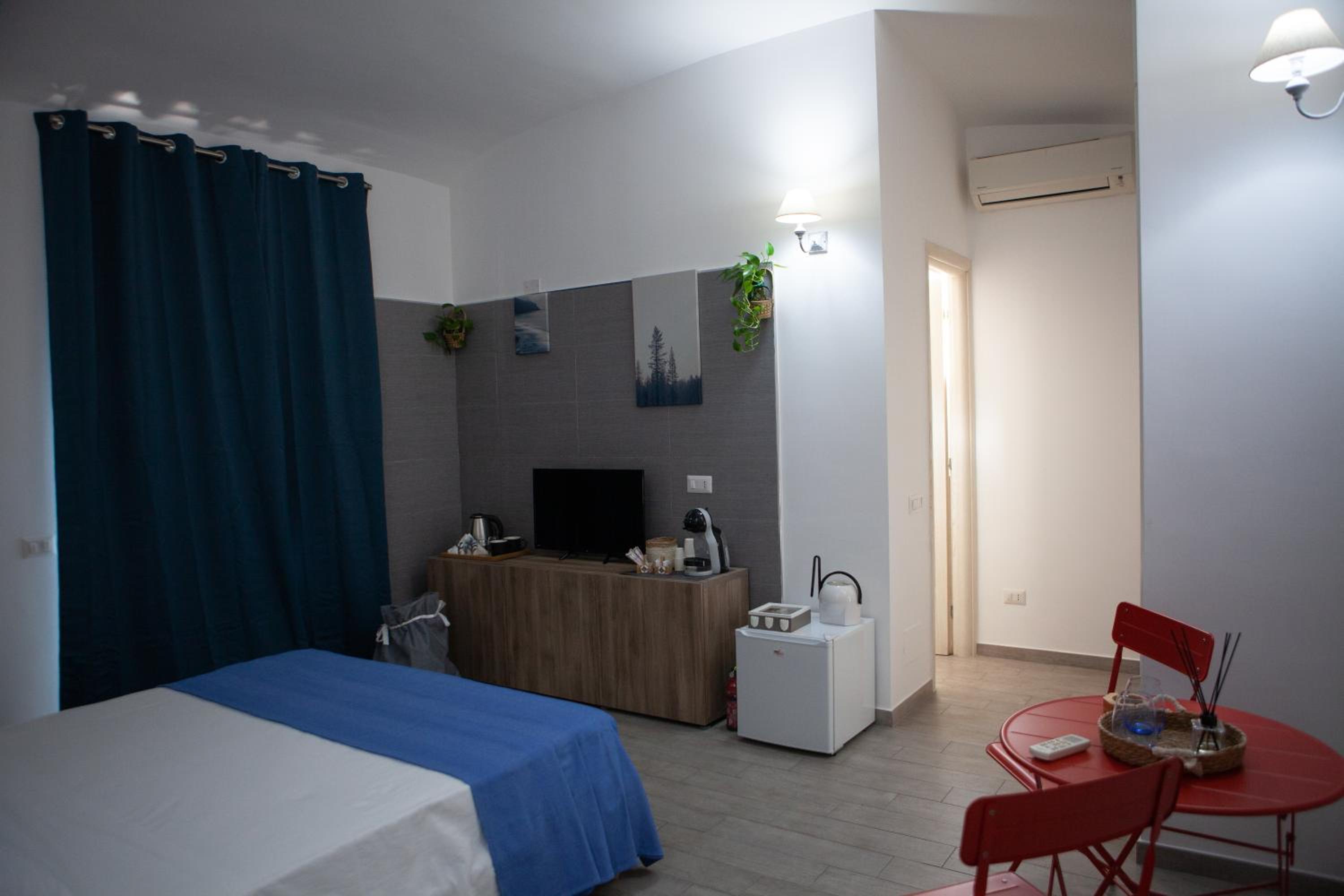 Double Room With Private Bathroom photo 3