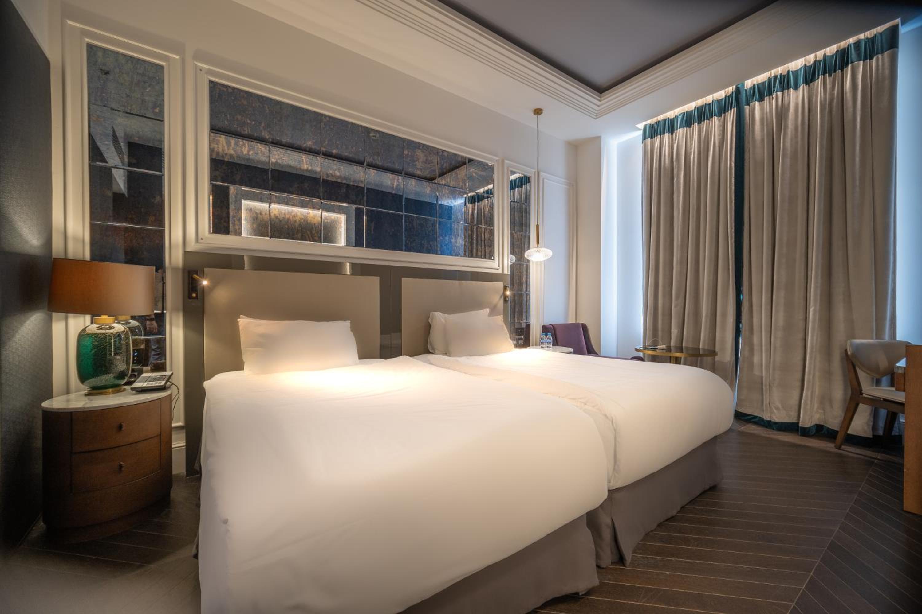 Deluxe Twin Room - Photo 1