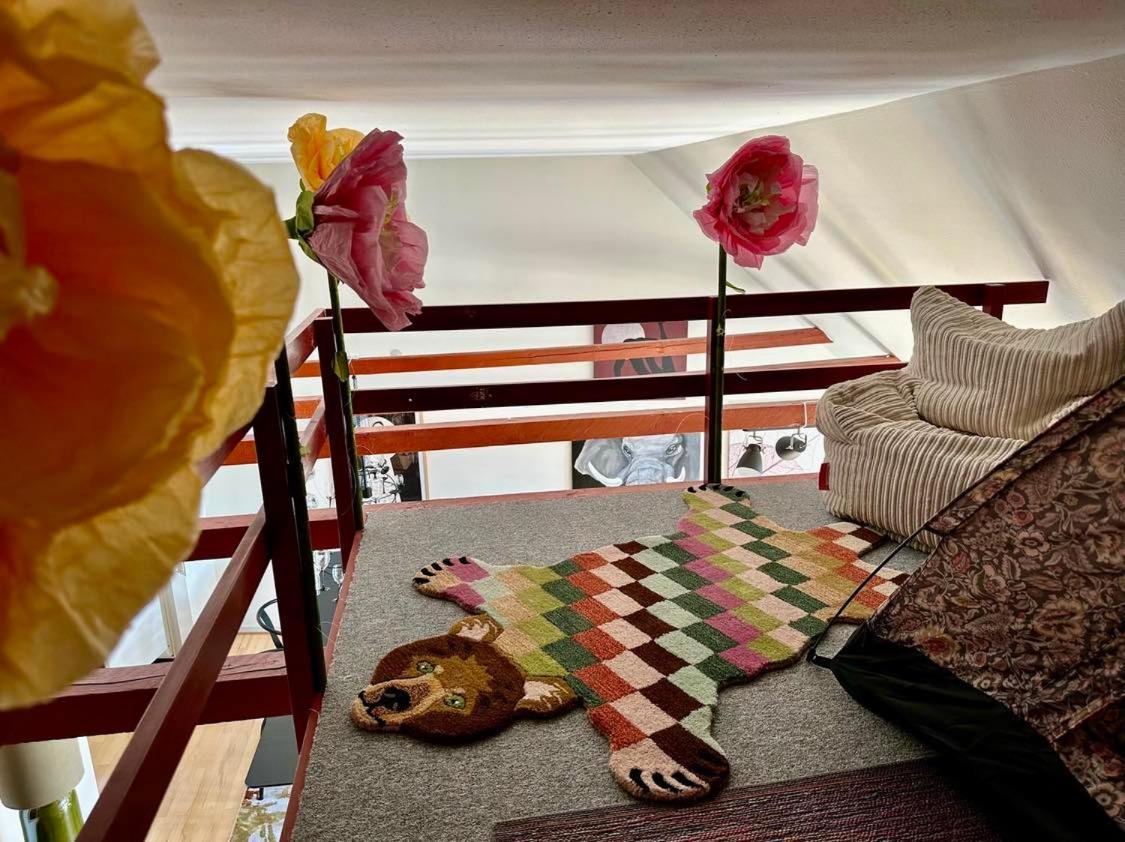 Two-Bedroom Apartment - Photo 12