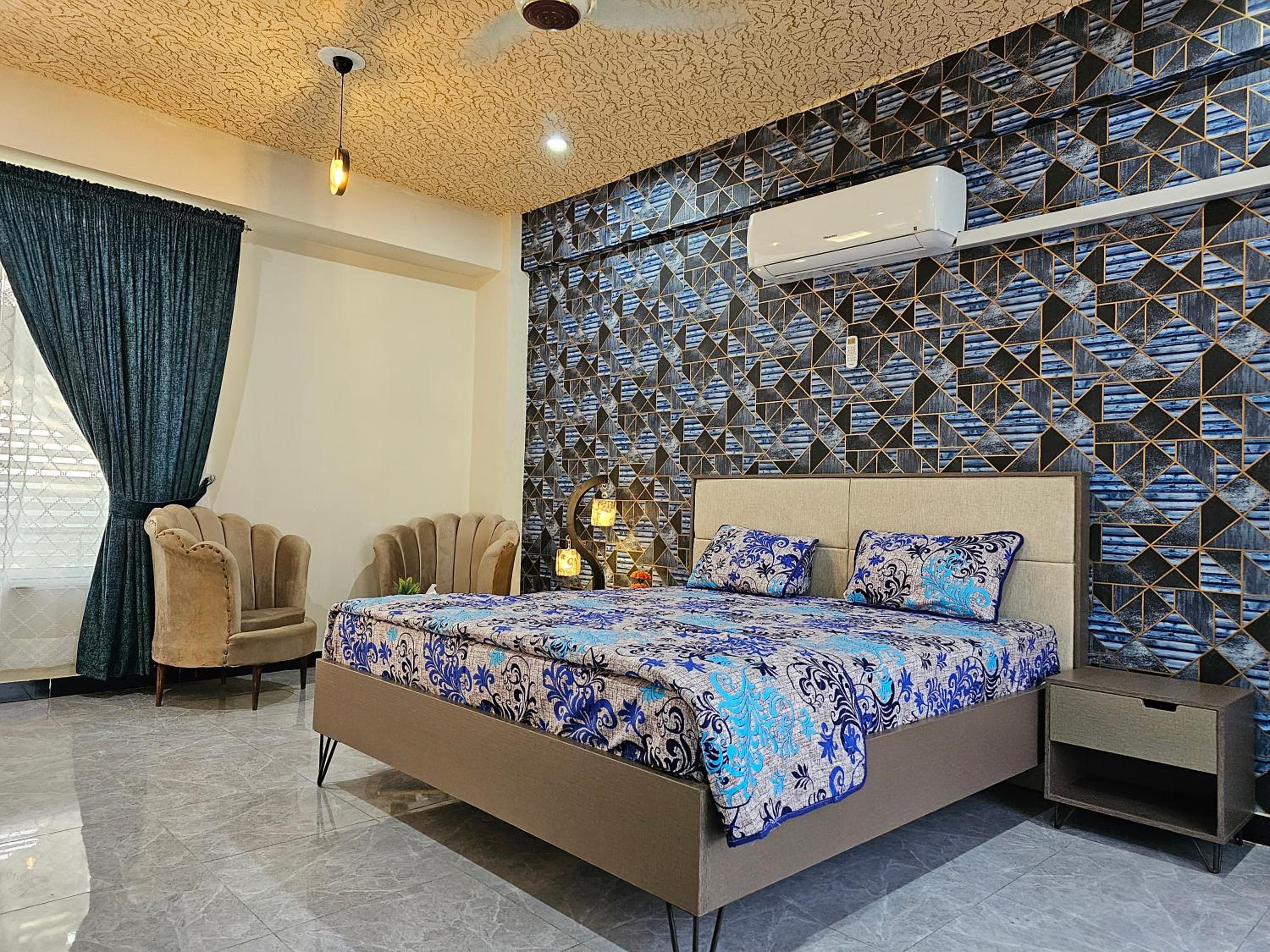Executive Suite photo 1