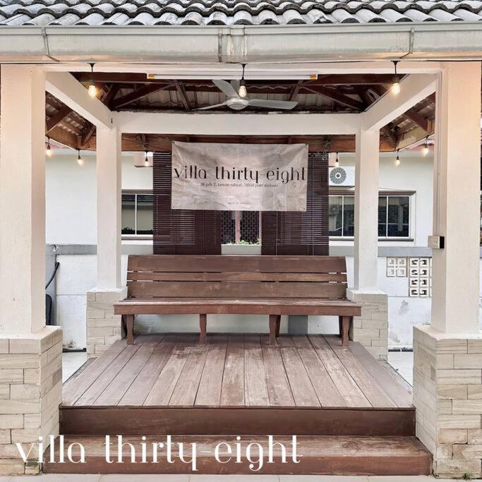 Three-Bedroom Villa photo 1