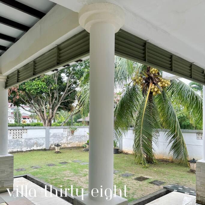 Three-Bedroom Villa photo 2