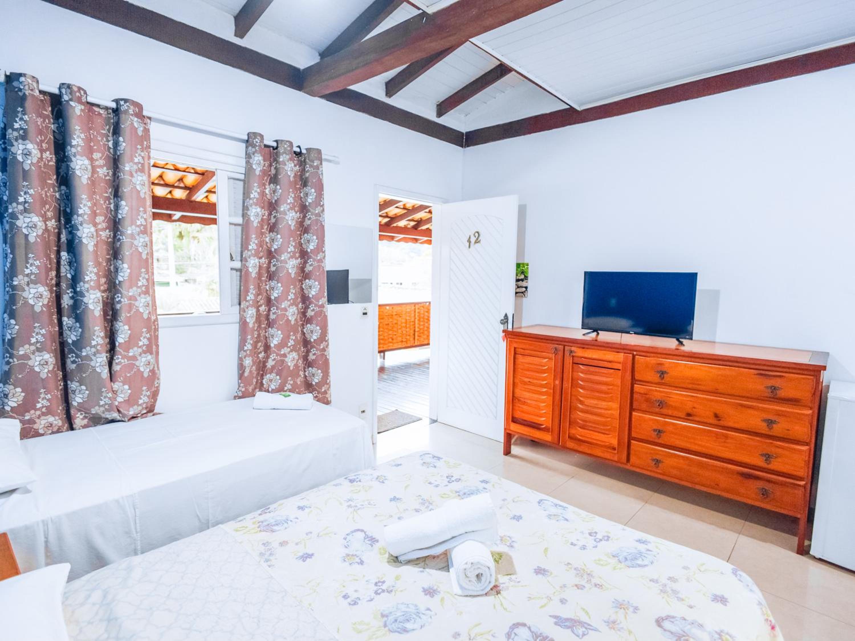 Standard Room - Photo 9