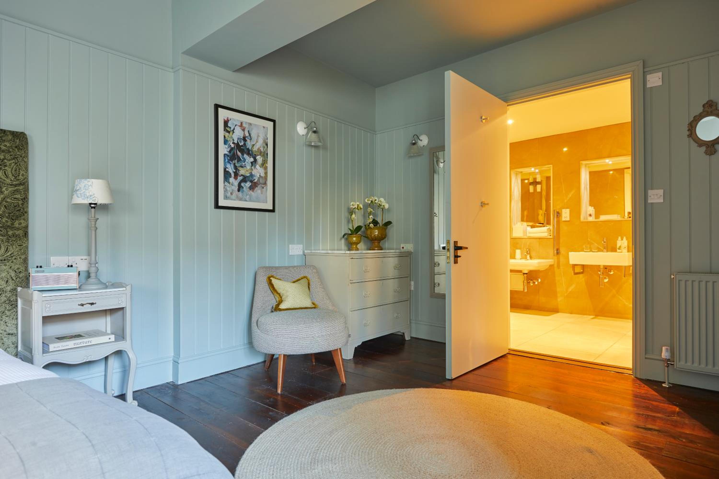 Deluxe King Room photo 3