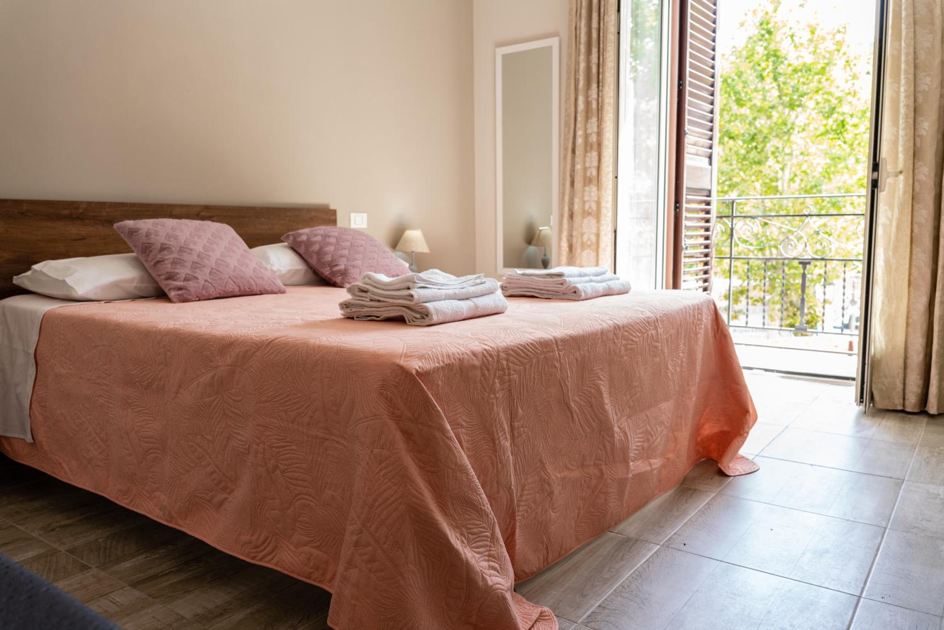 Double Room with Private Bathroom