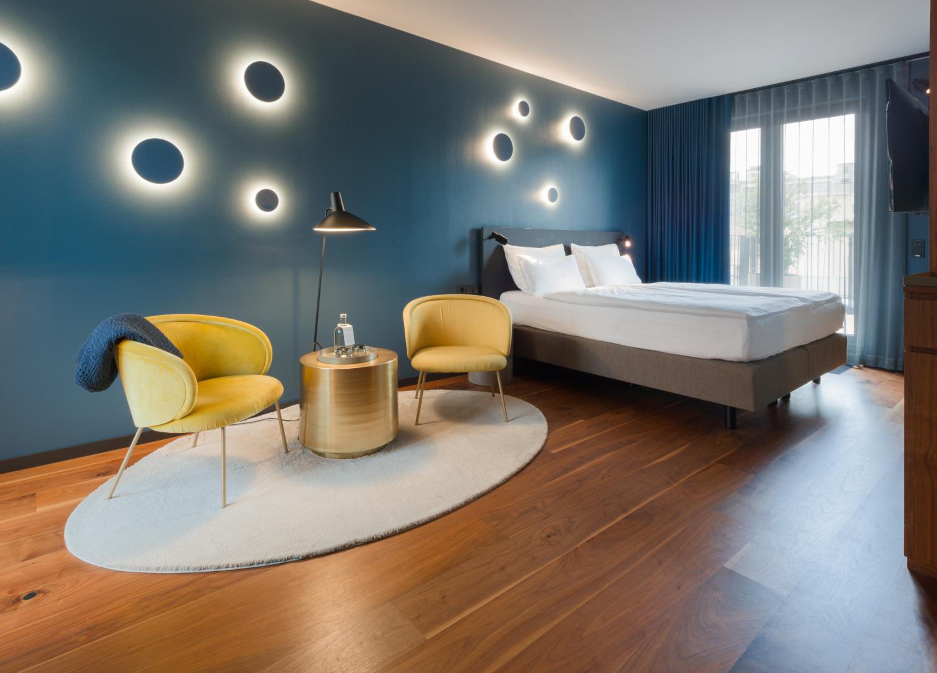 Emi Suite - Photo 10