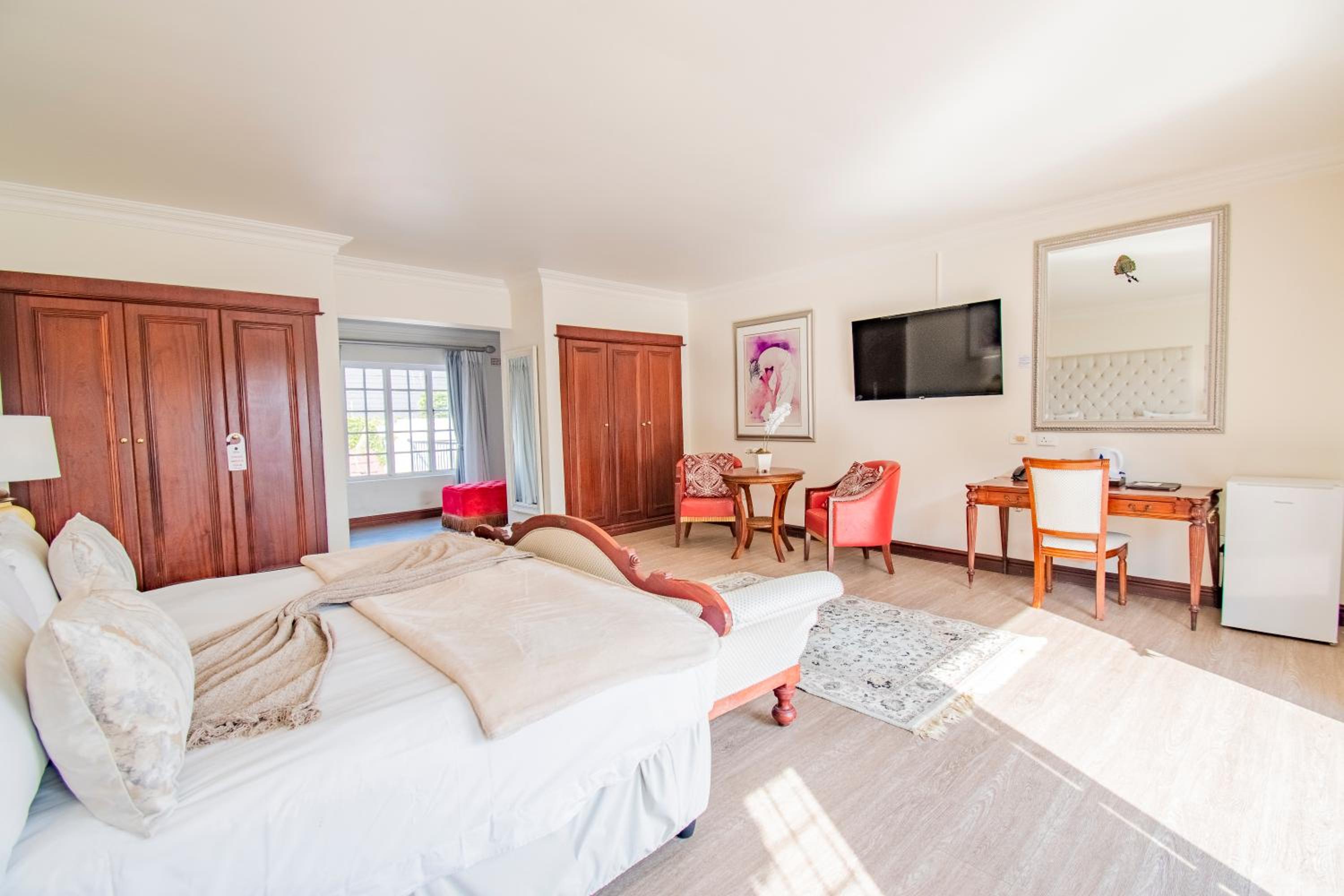 Suite (Honeymoon) - Photo 4