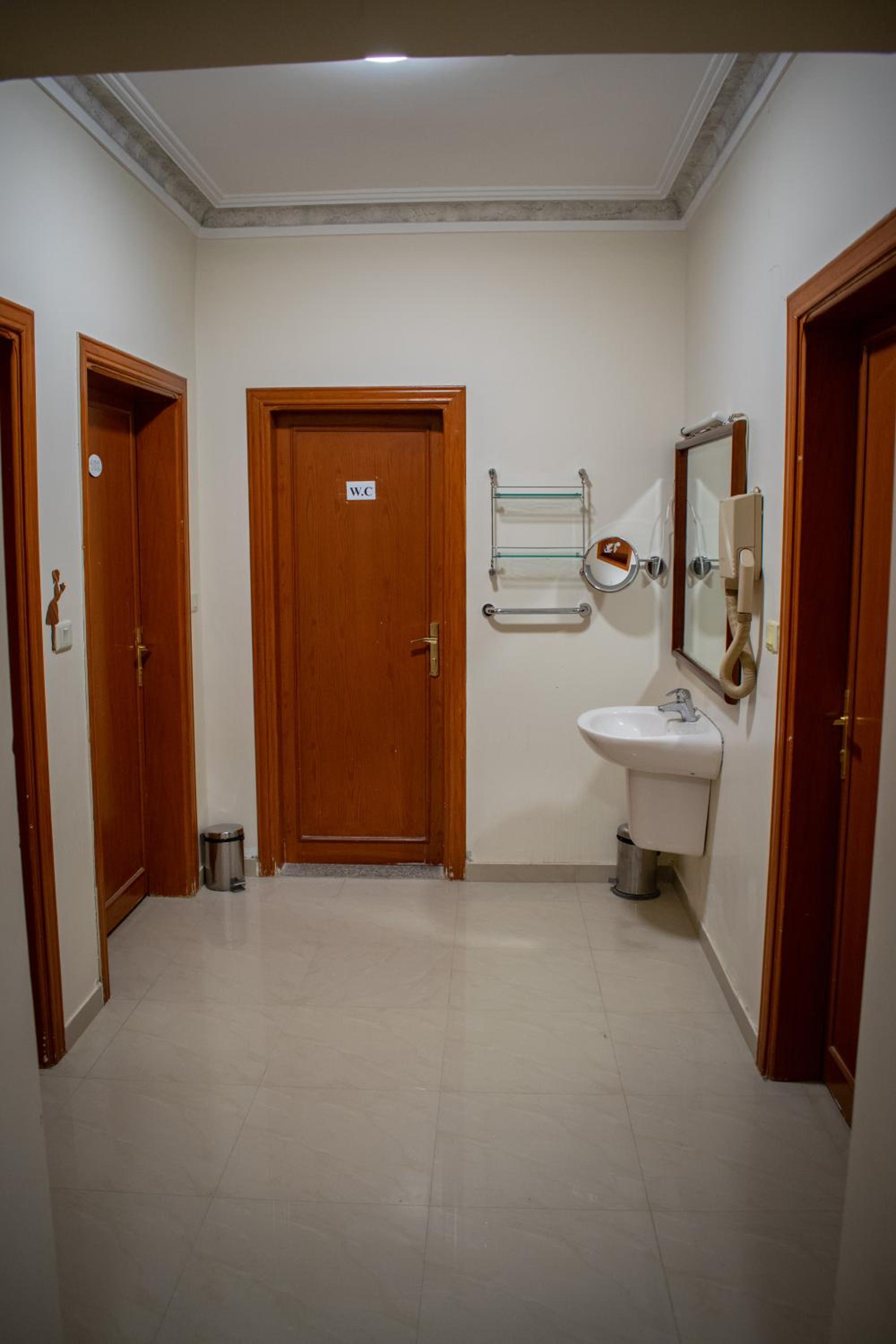 Double or Twin Room with Shared Bathroom photo 3