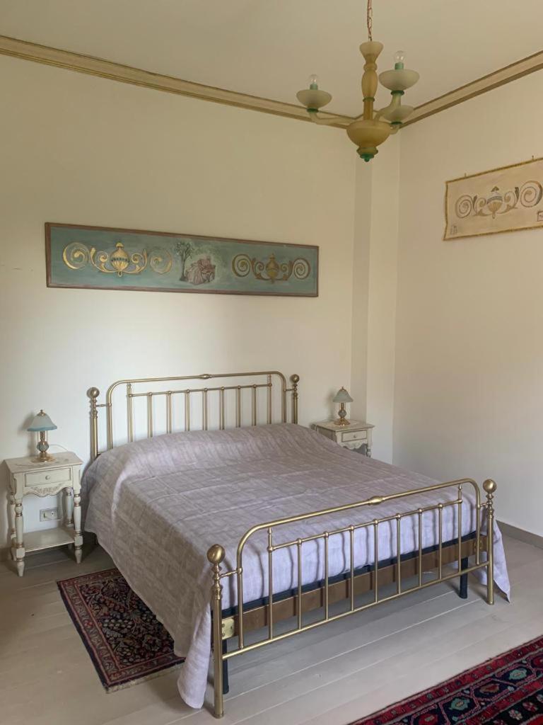 Queen Room photo 3