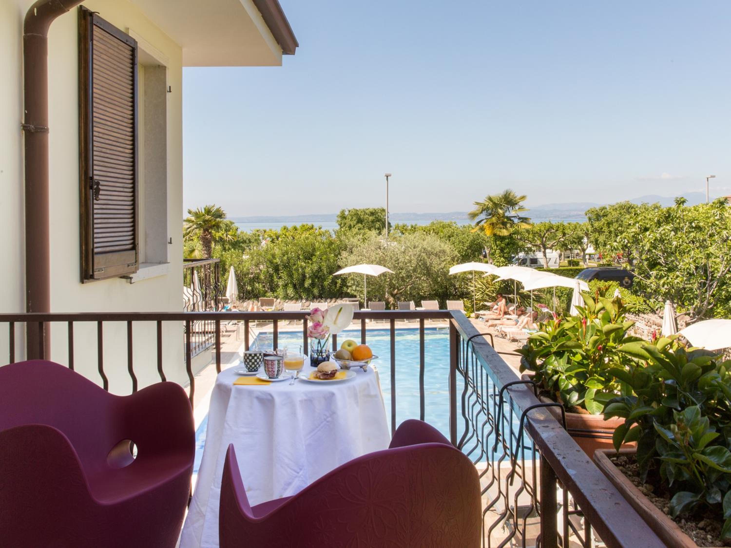 Terrace Suite with Lake View - Photo 5