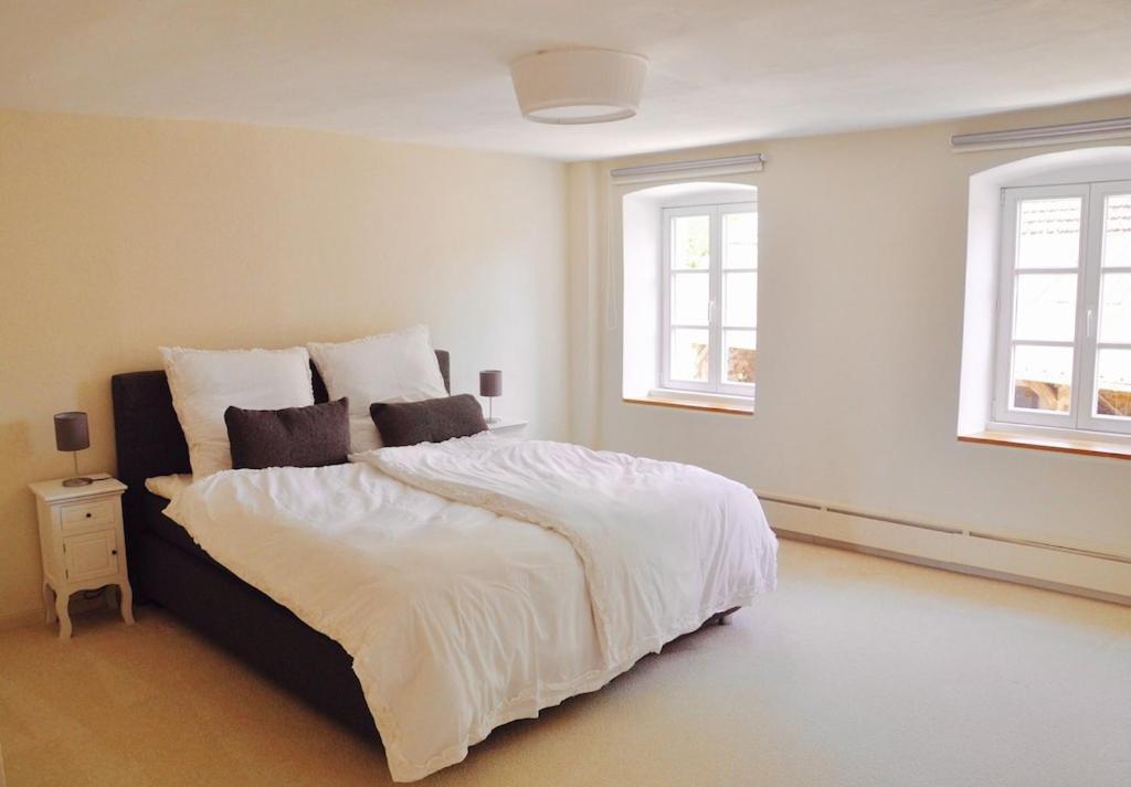 Apartment photo 2