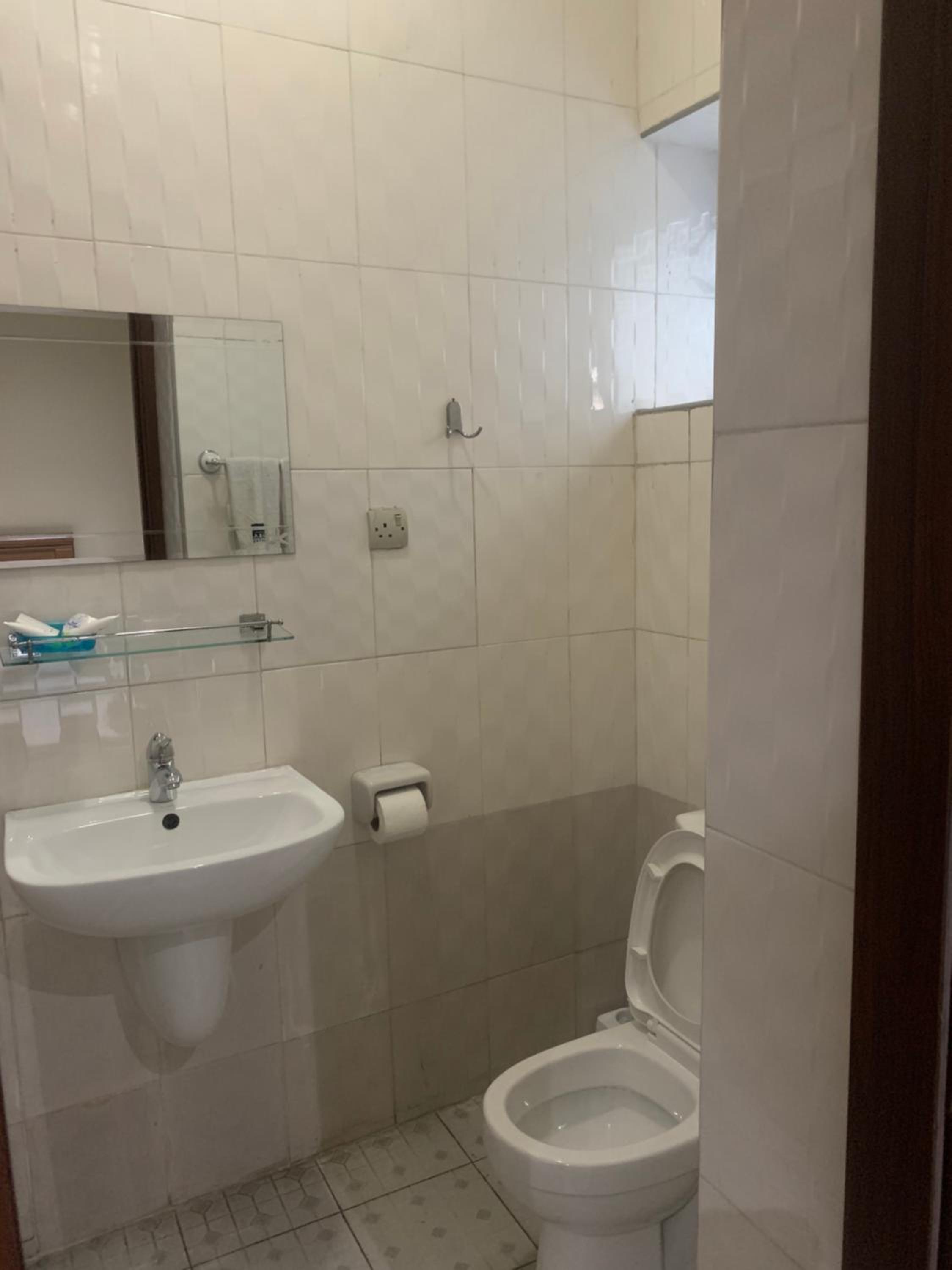 Single Room photo 3
