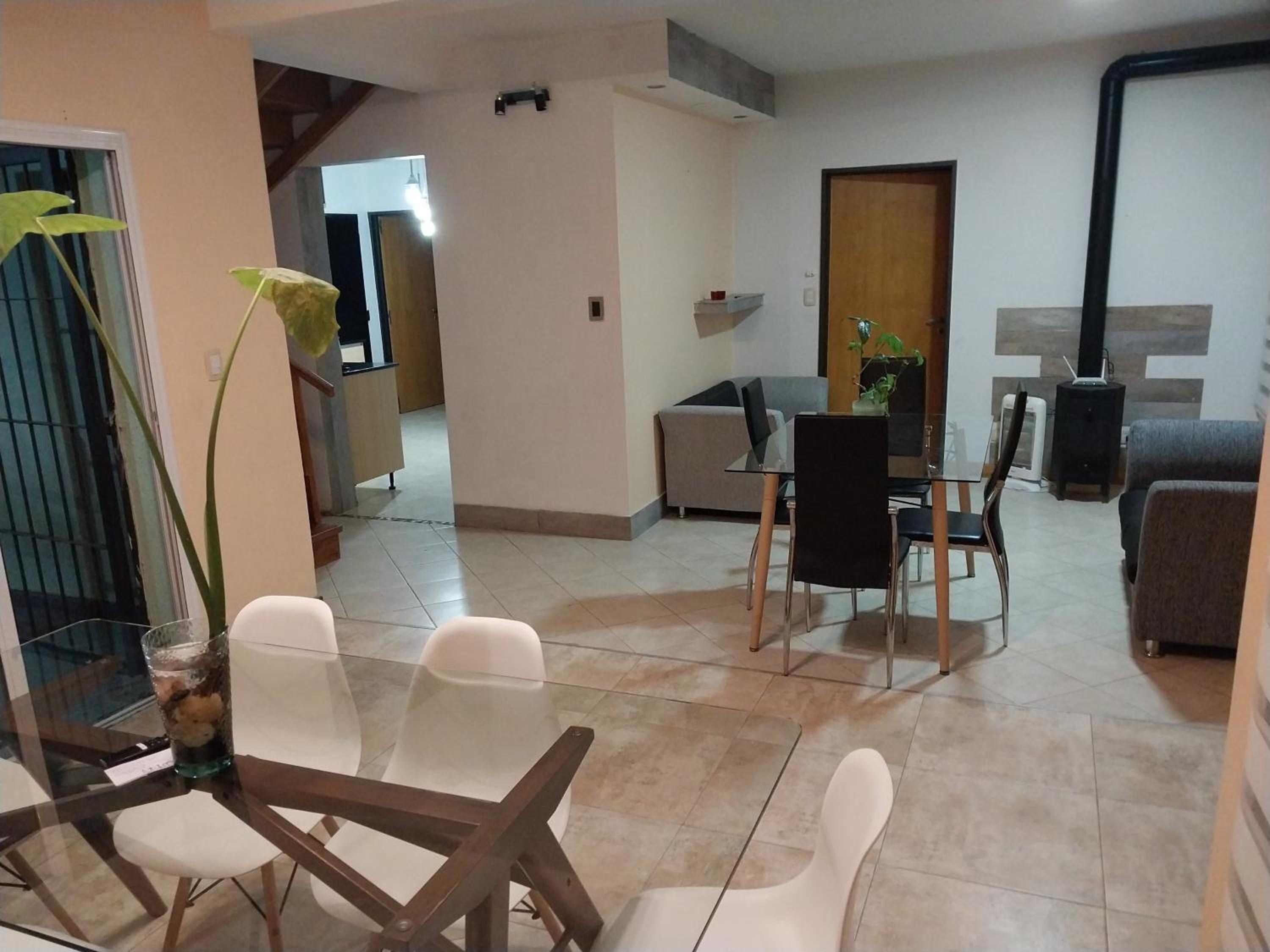 Four-Bedroom House photo 2