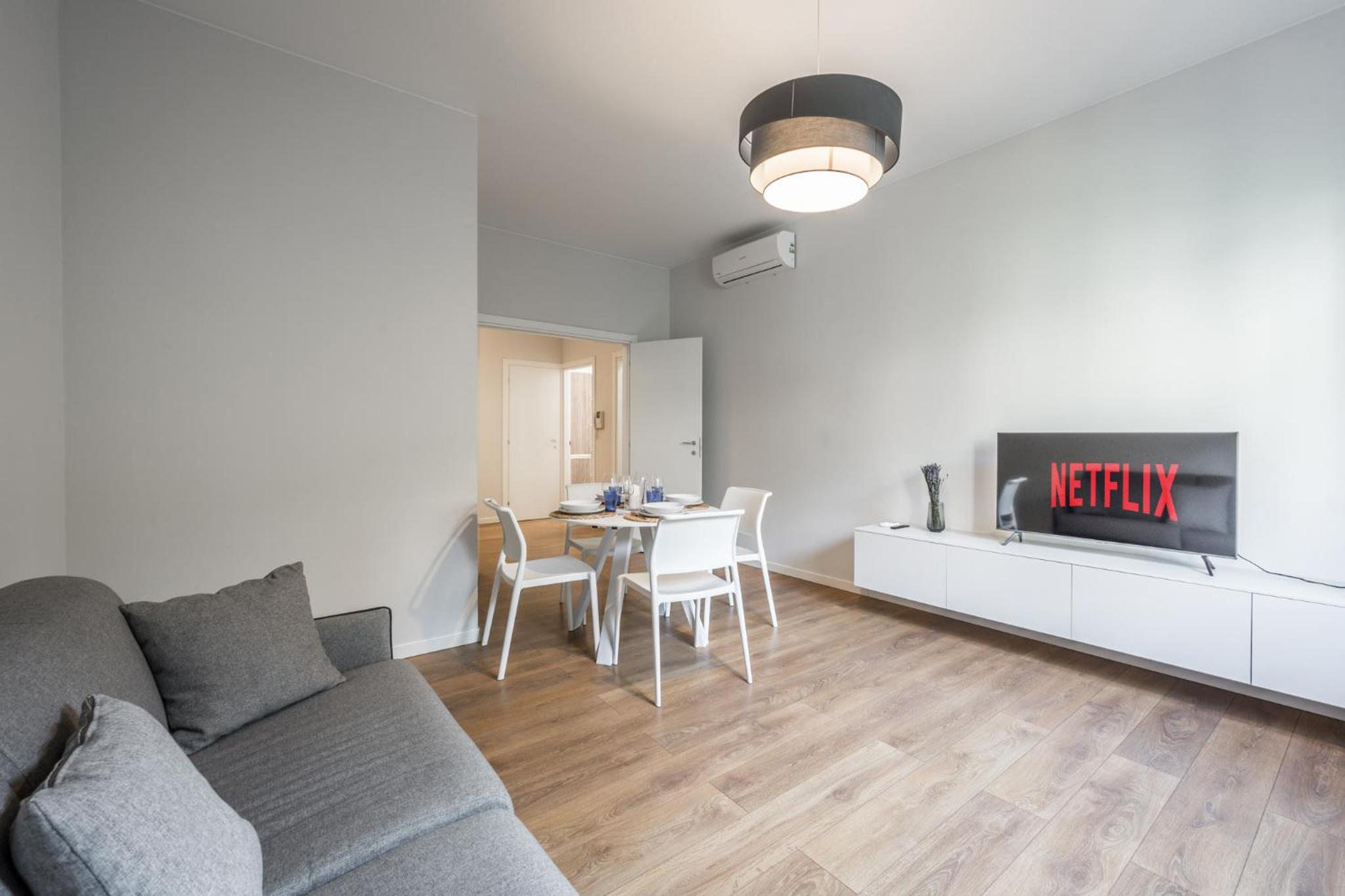 One-Bedroom Apartment