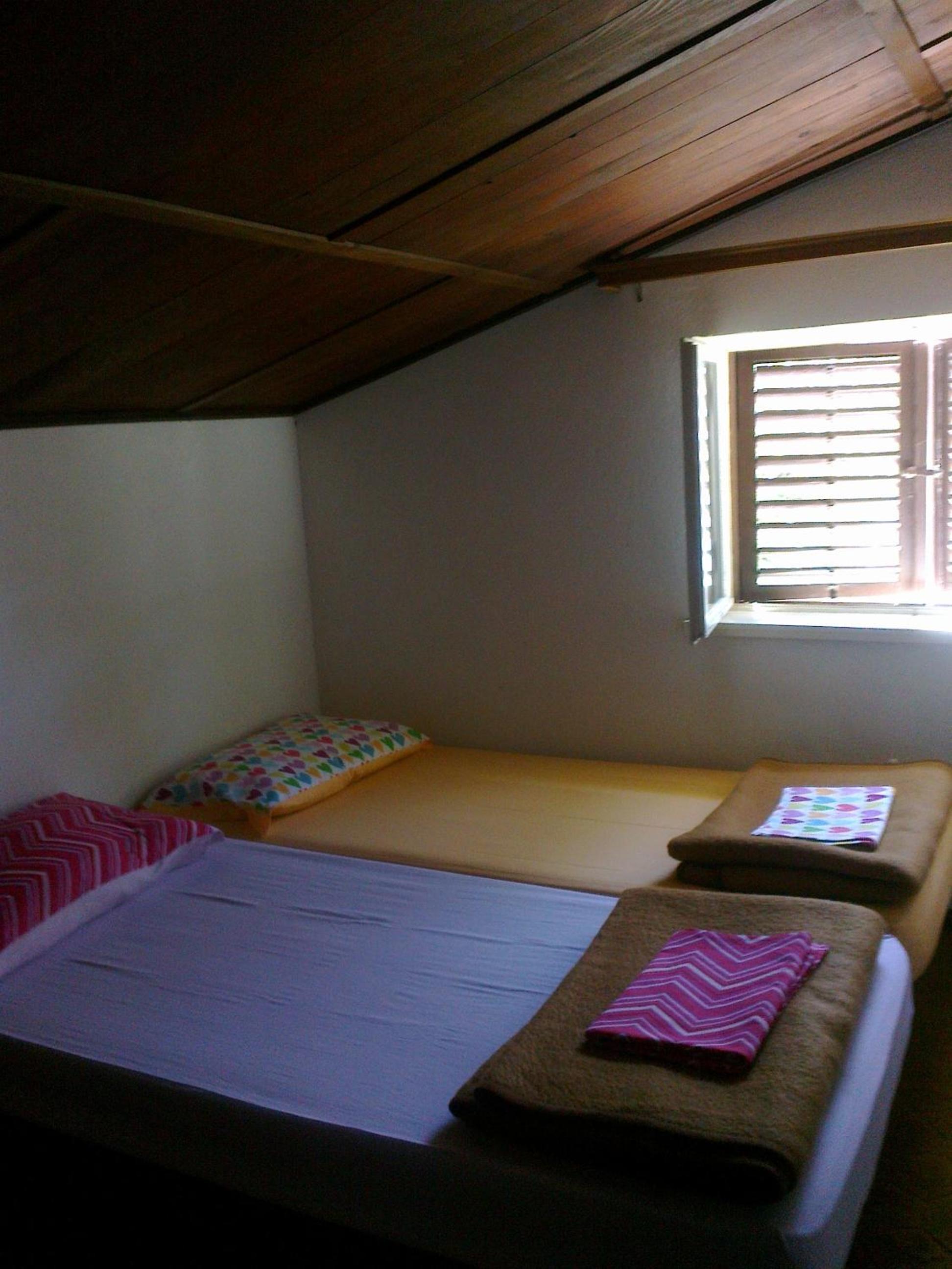 Three-Bedroom House with Terrace 