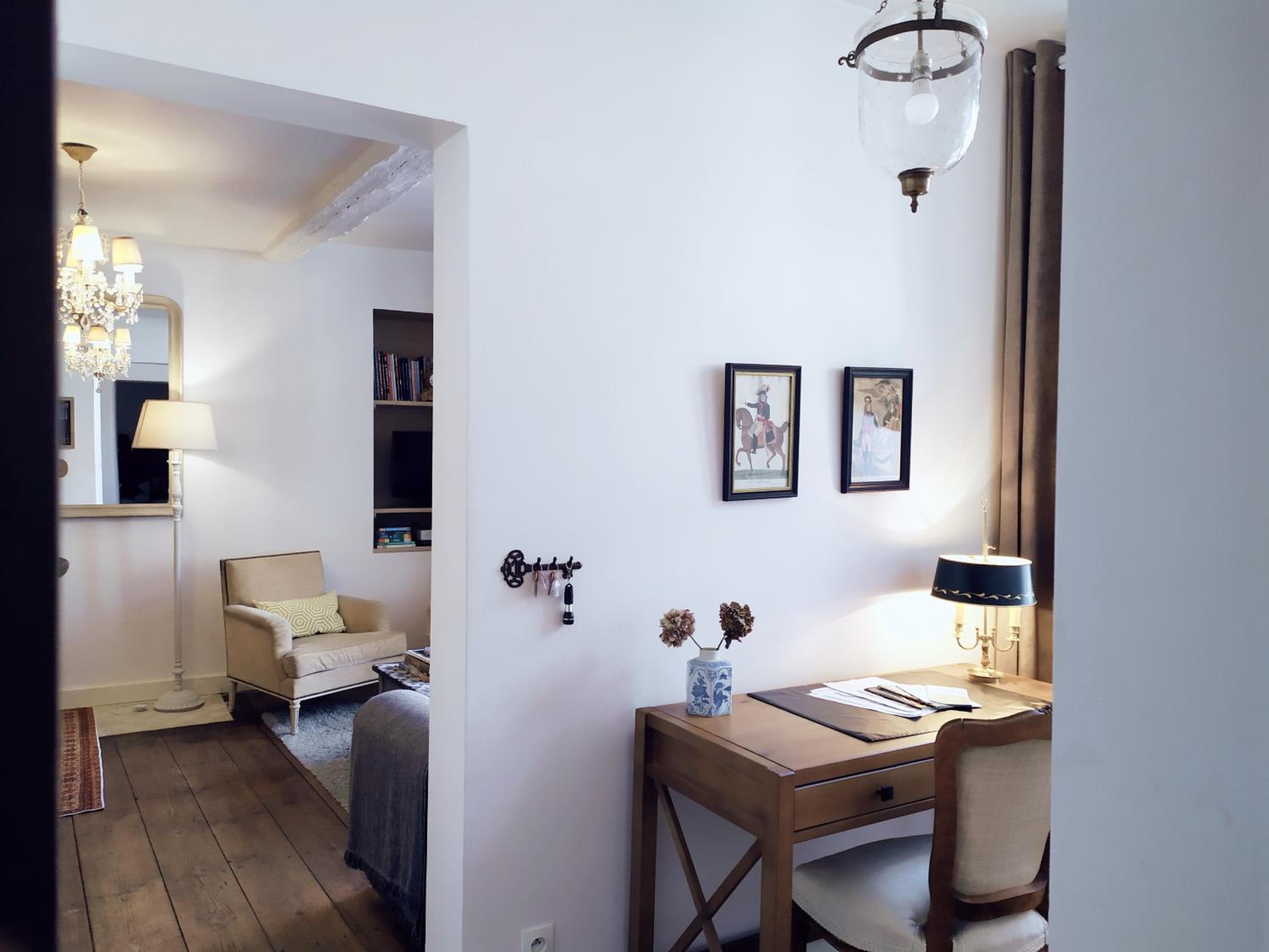 One-Bedroom Apartment photo 2