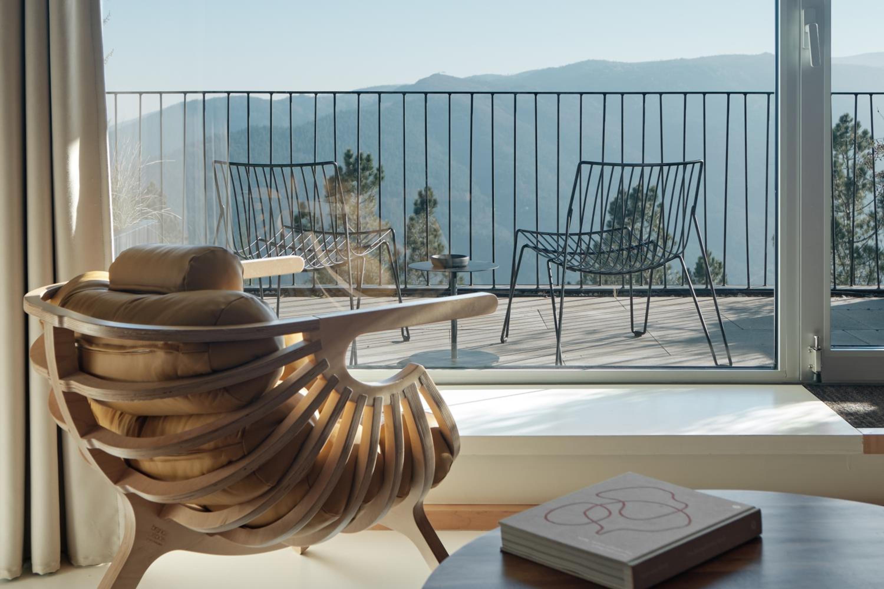 Panoramic Deluxe Suite photo 3
