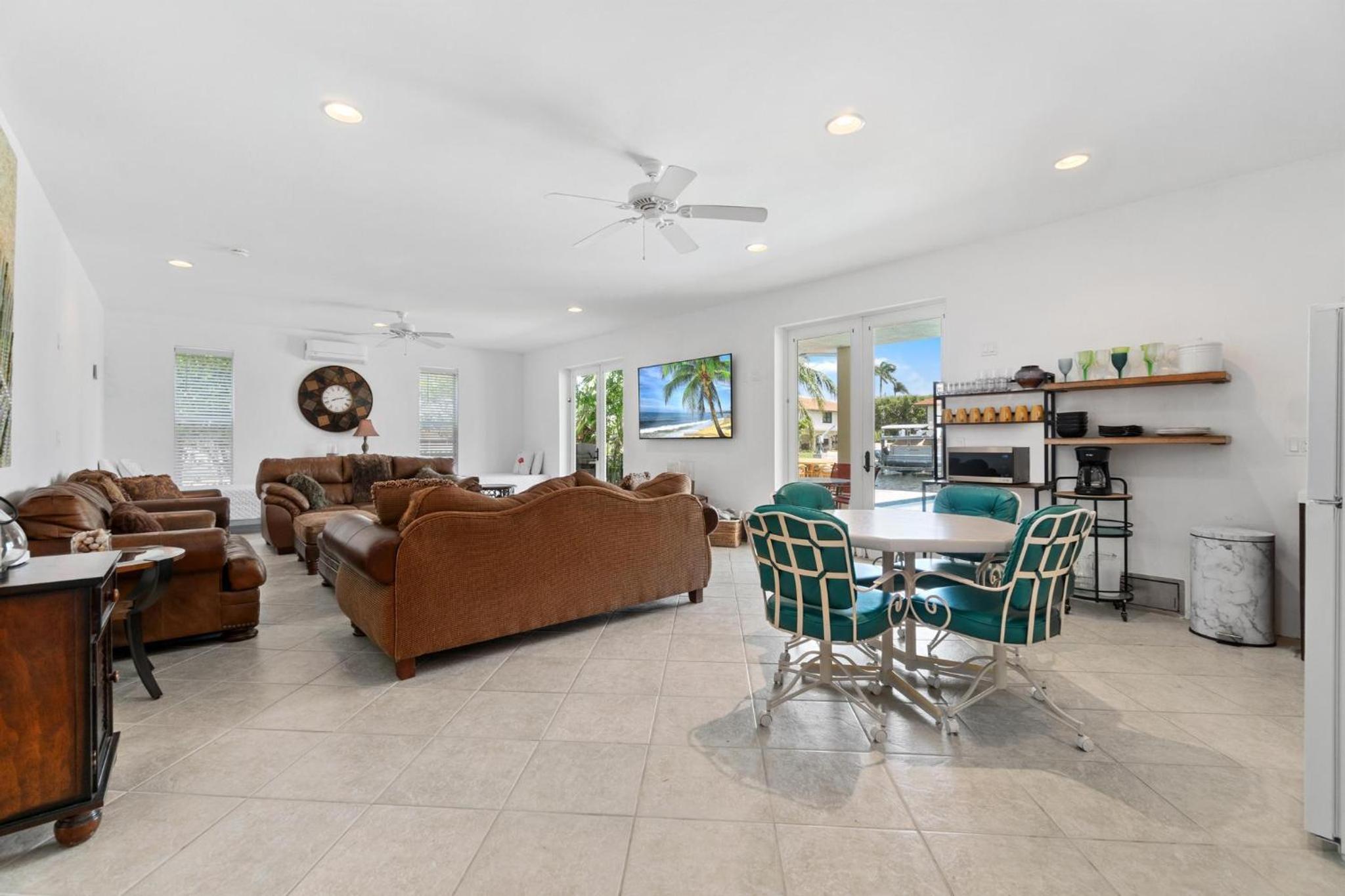 Five-Bedroom Holiday Home photo 3