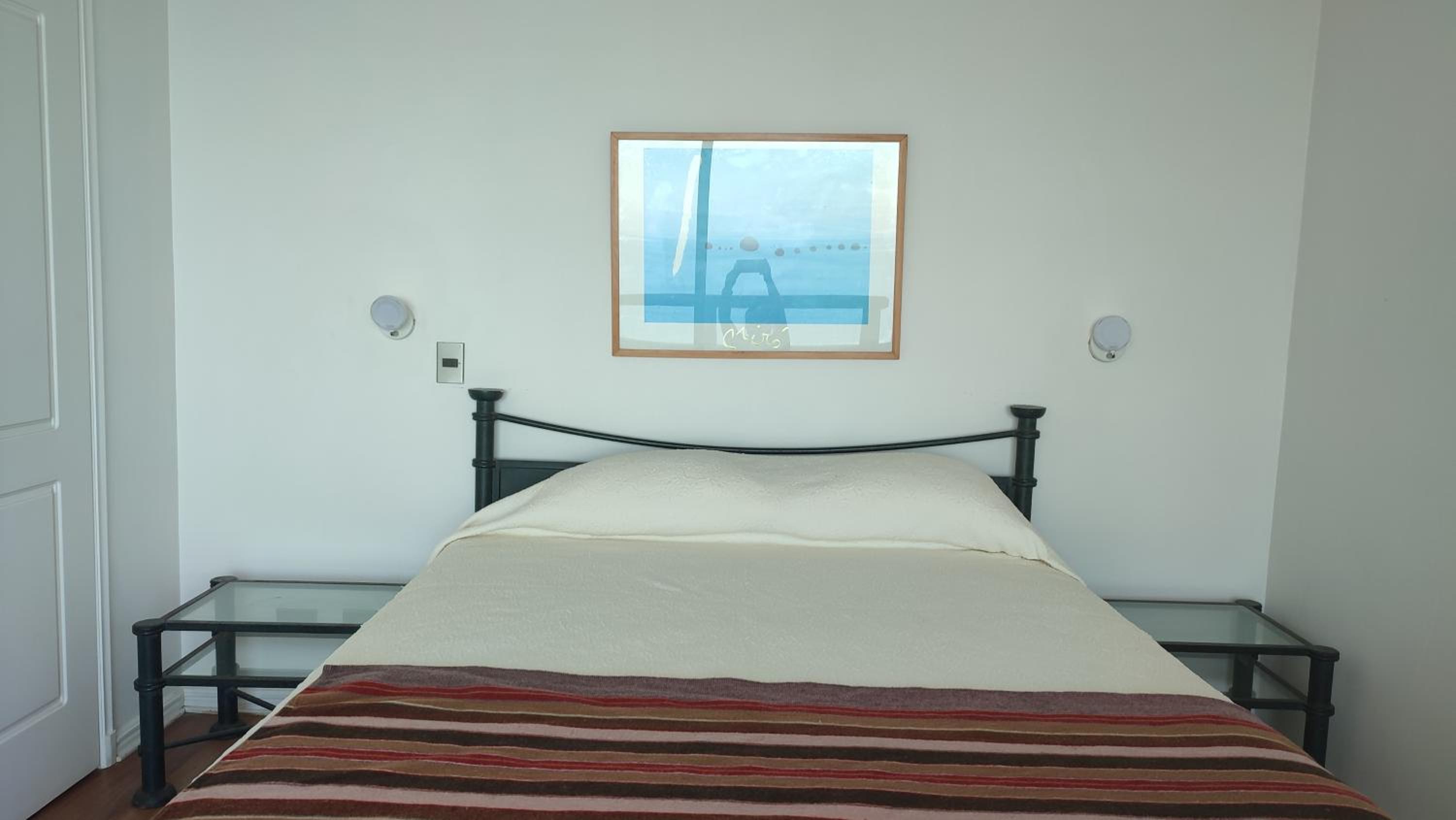 Four-Room Apartment photo 3