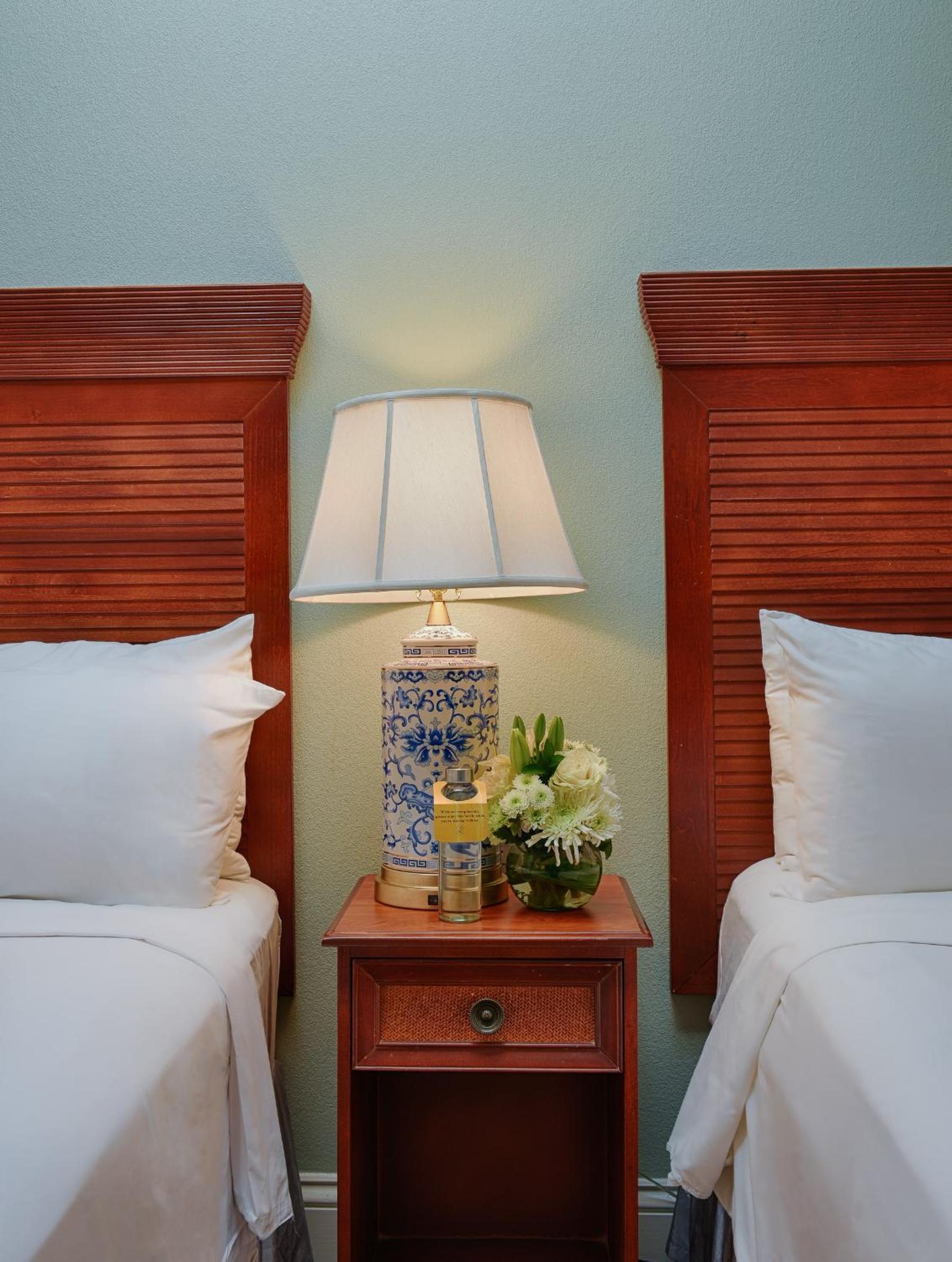 Queen Room with Two Queen Beds - No Window - Photo 3