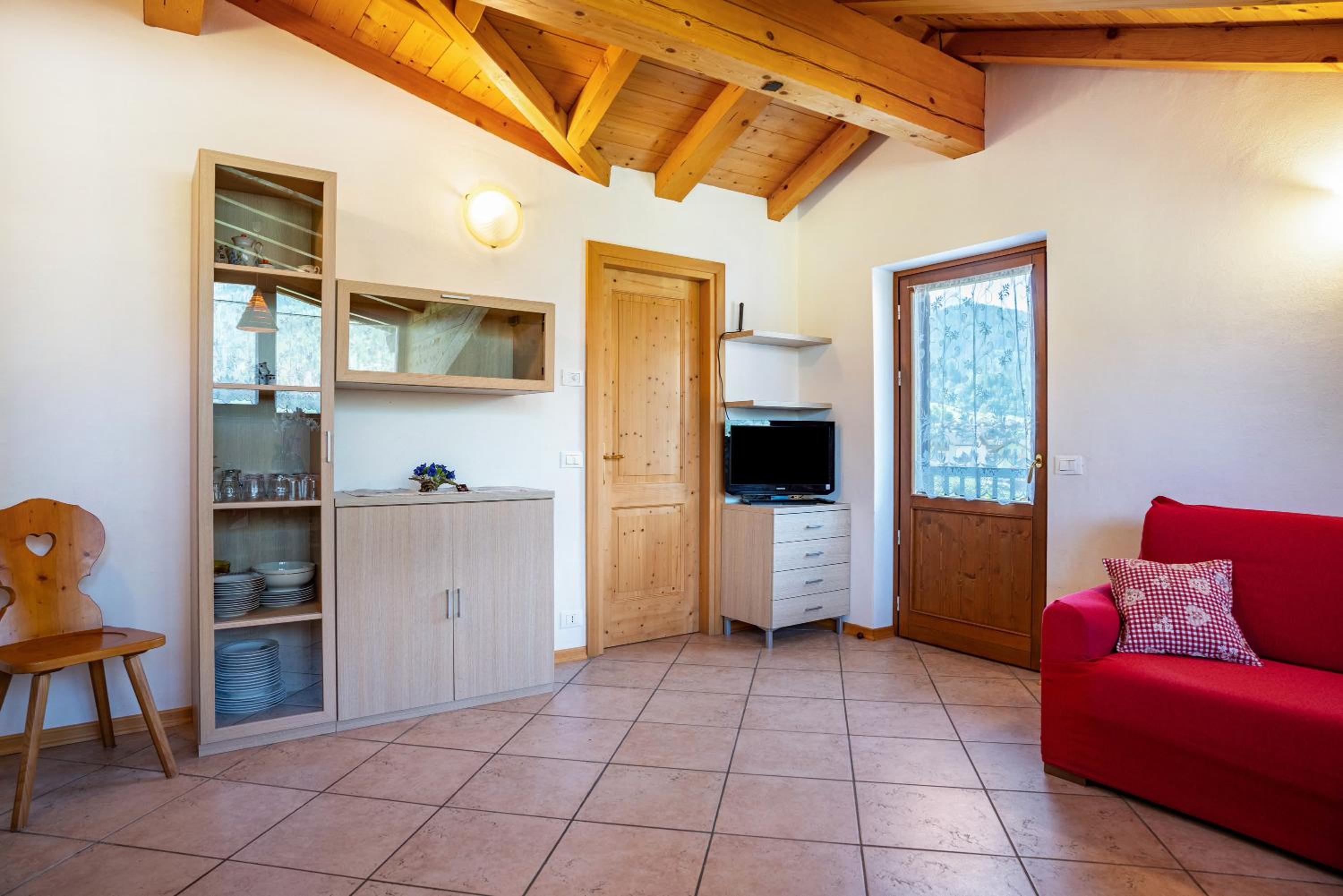 Two-Bedroom Deluxe Apartment with Garden View