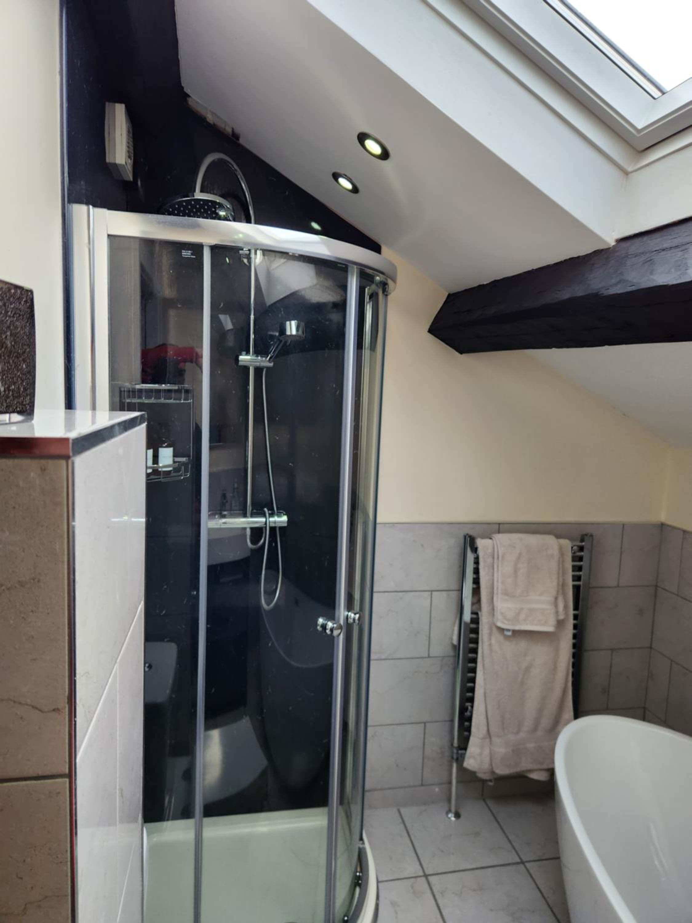 Deluxe King Room photo 2