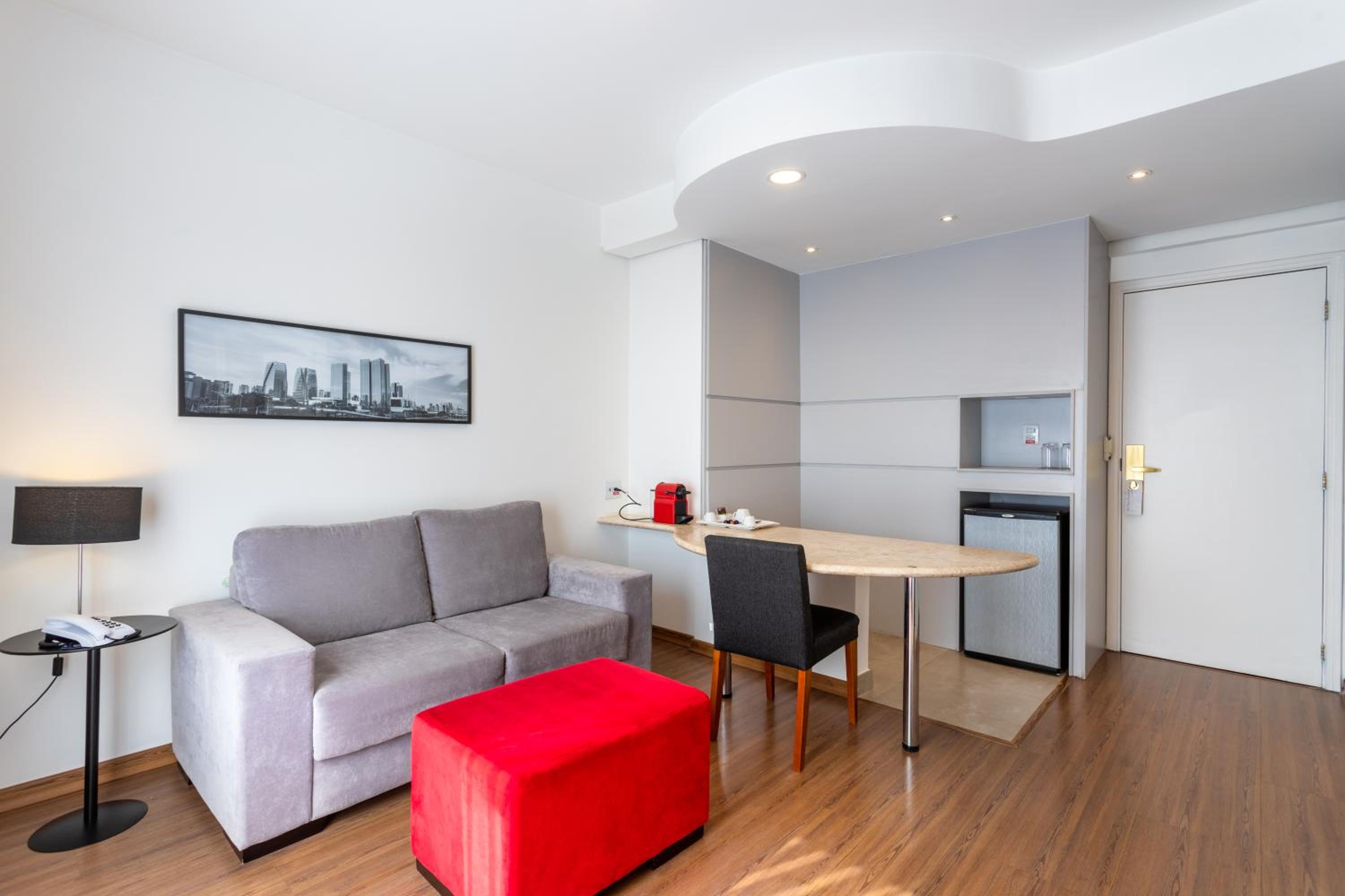 Privilege Apartment - Photo 2