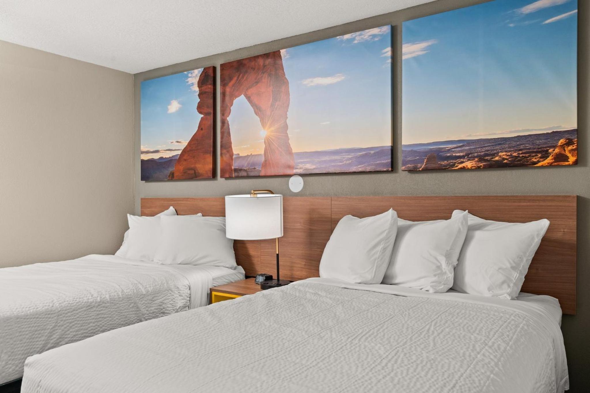 Double Room with Two Double Beds - Non-Smoking - Photo 11