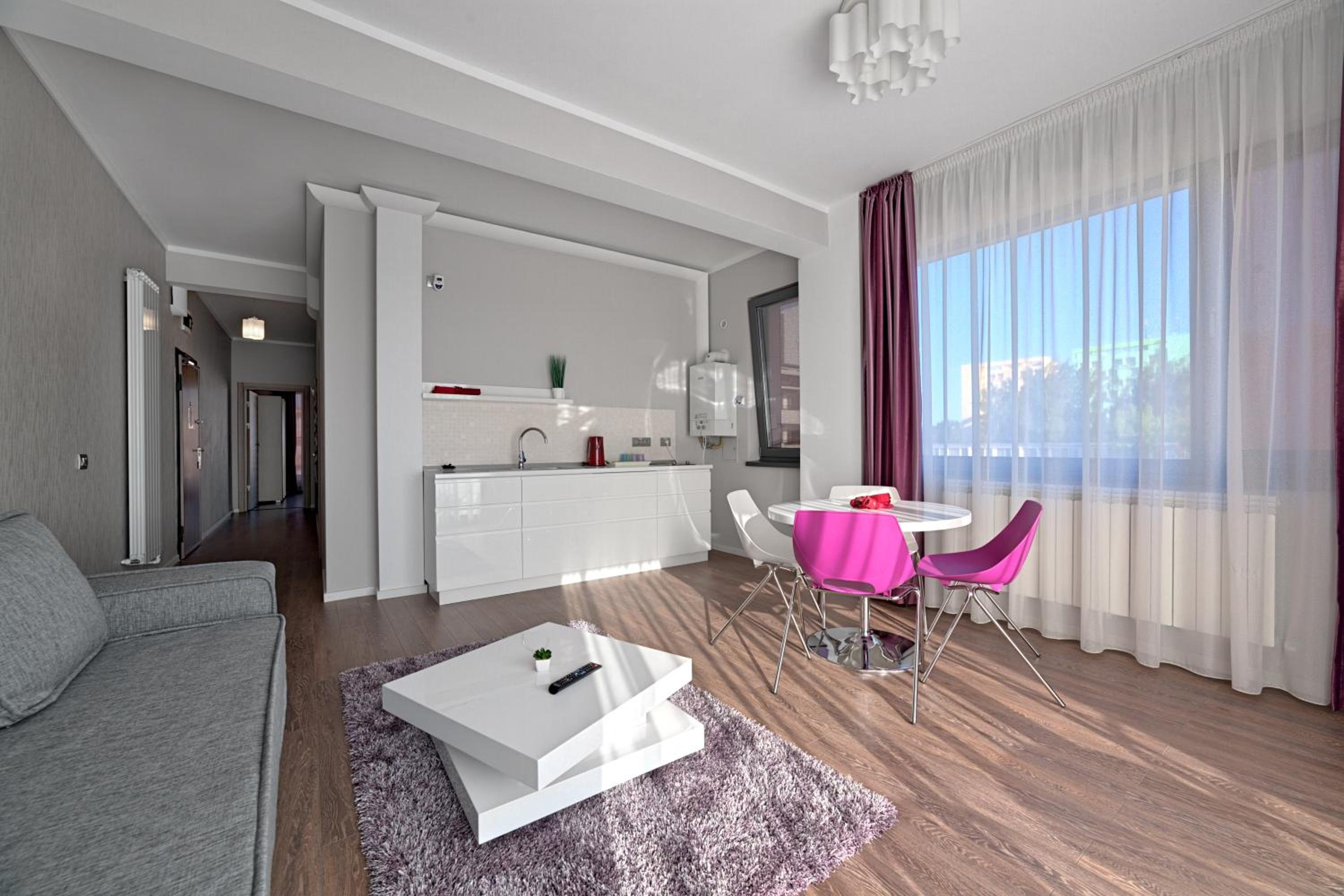 Two-Bedroom Apartment - Photo 23