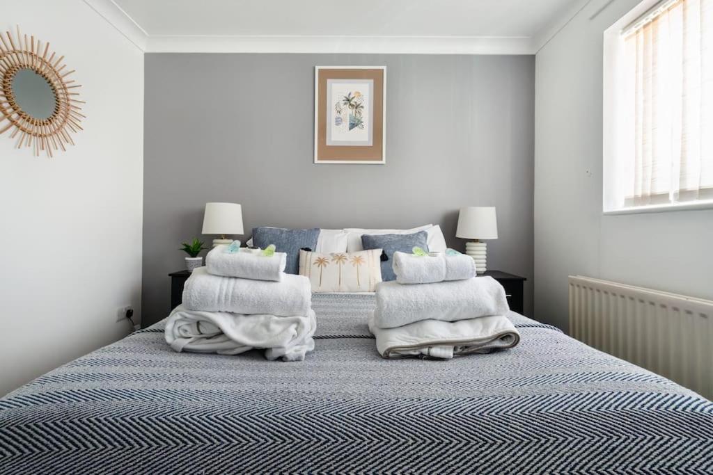 Four-Bedroom House photo 2