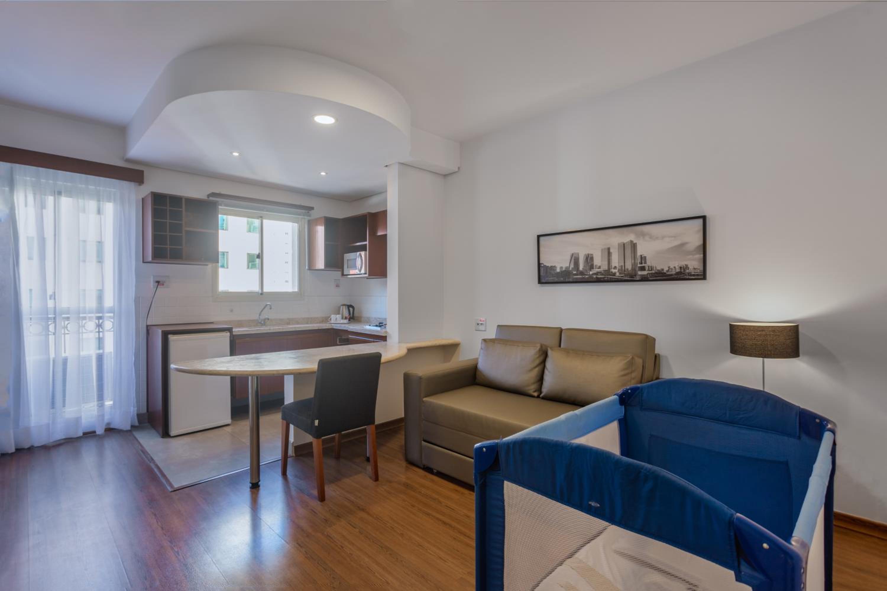 Family Apartment with Kitchen - Photo 12