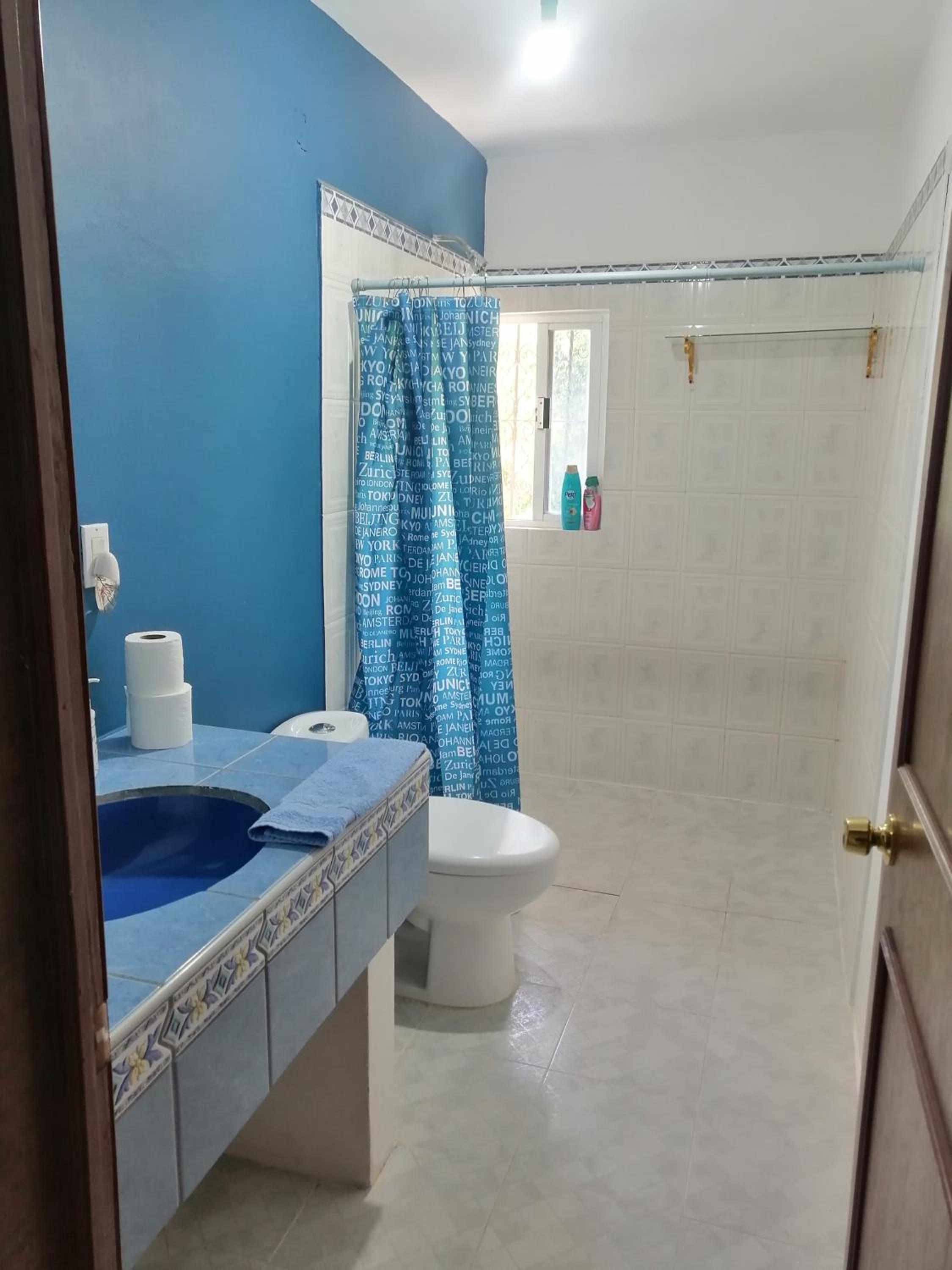 Triple Room with Shared Bathroom photo 2
